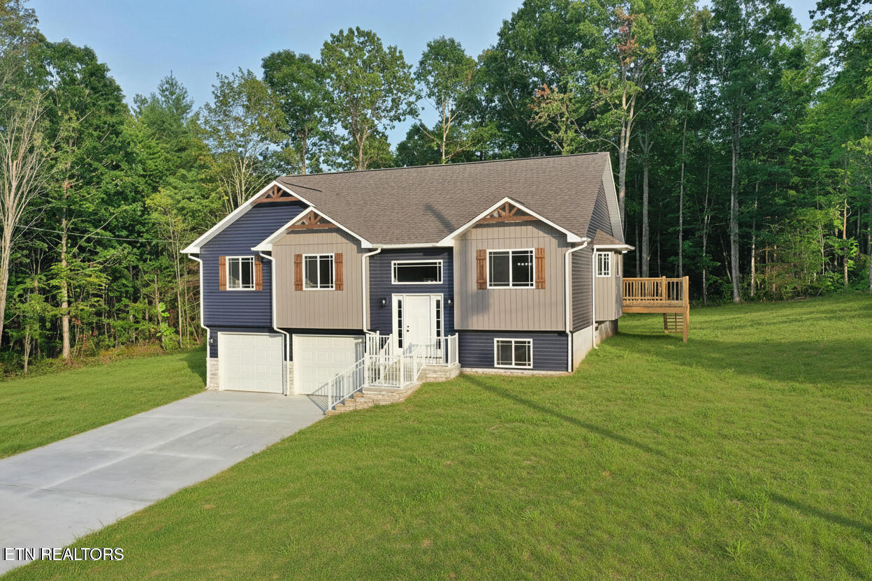 1045 Toomey Falls Road Oneida TN 37841