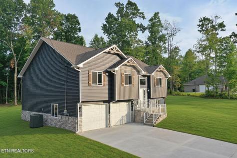 1045 Toomey Falls Road Oneida TN 37841