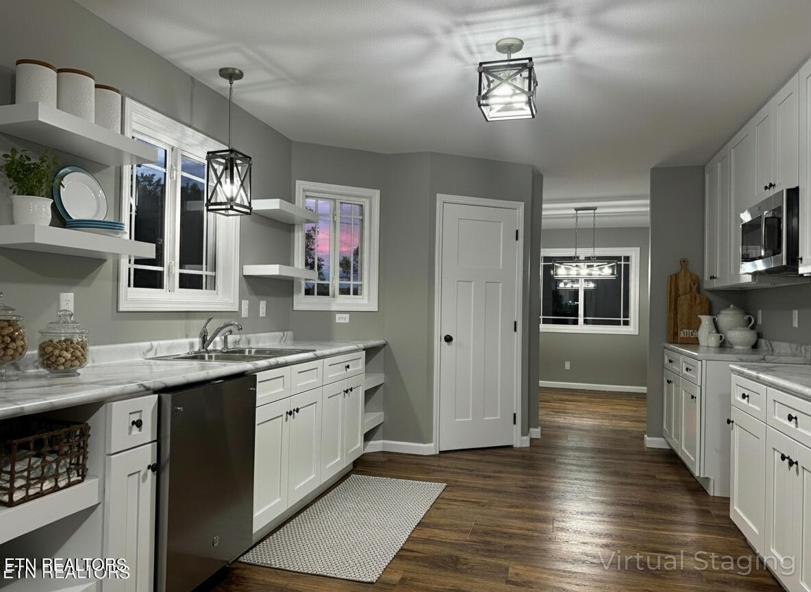 1045 Toomey Falls Road Oneida TN 37841