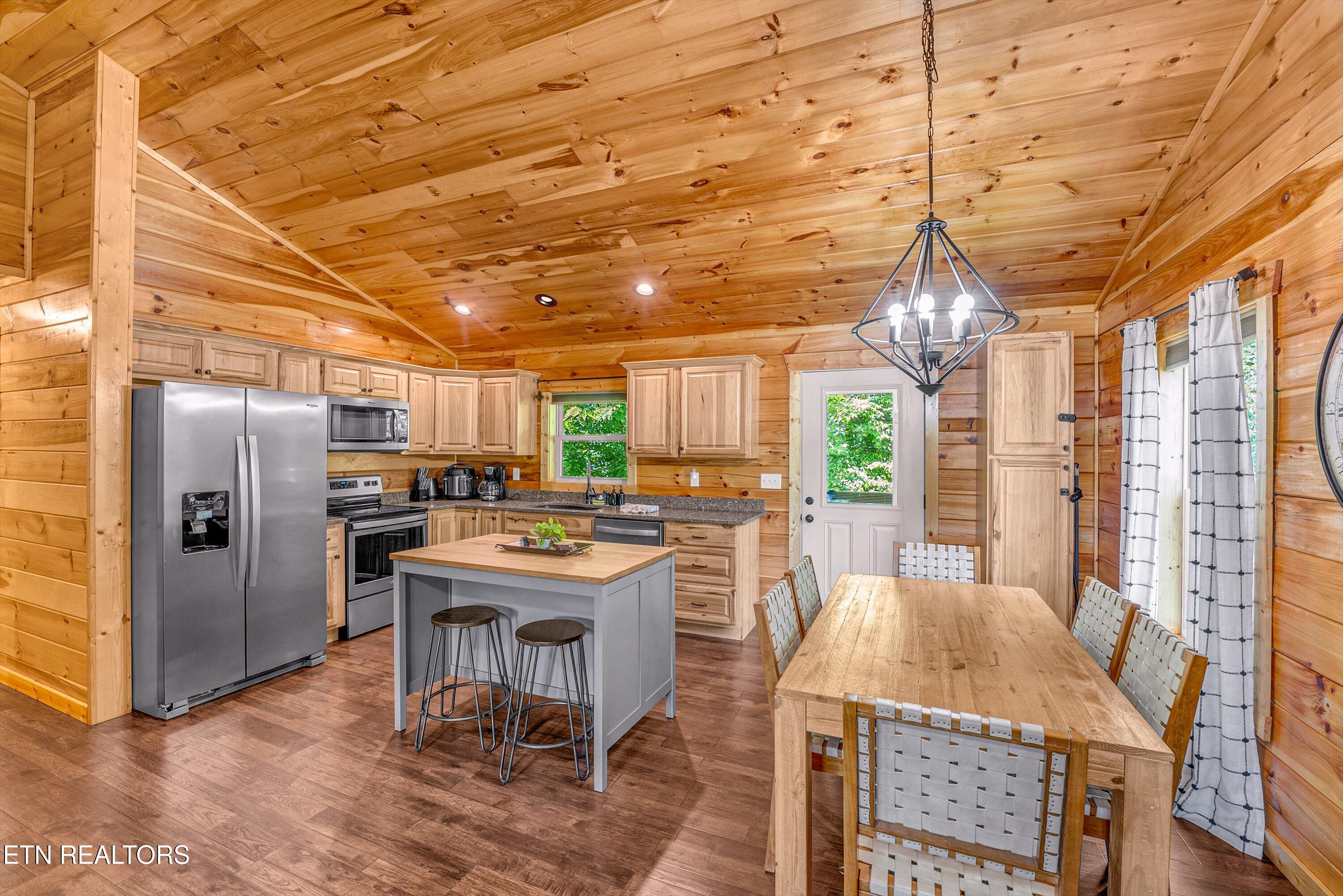 2316 Wingspan Drive Sevierville TN 37876