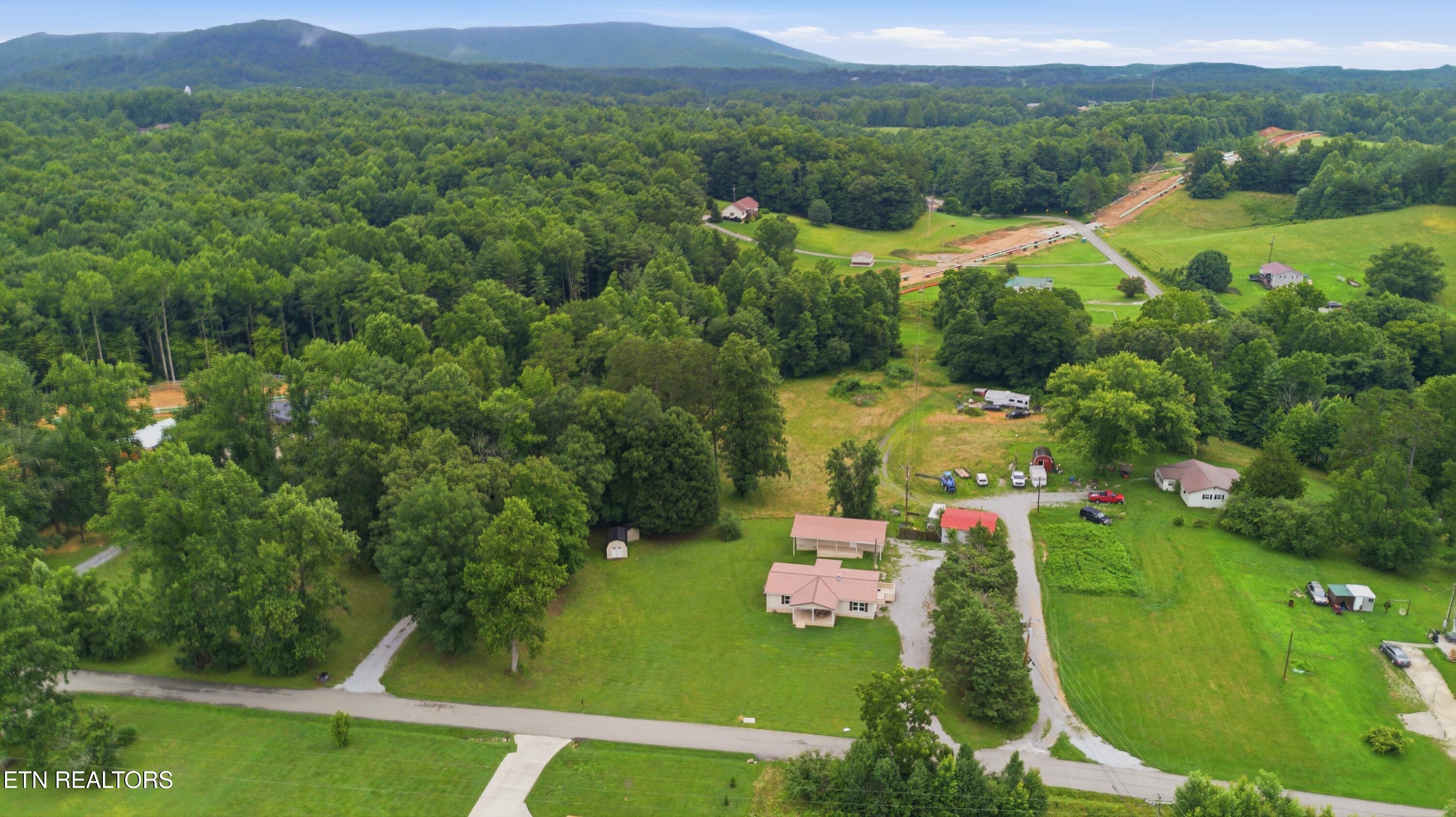 171 T Q Heidel Road Wartburg TN 37887