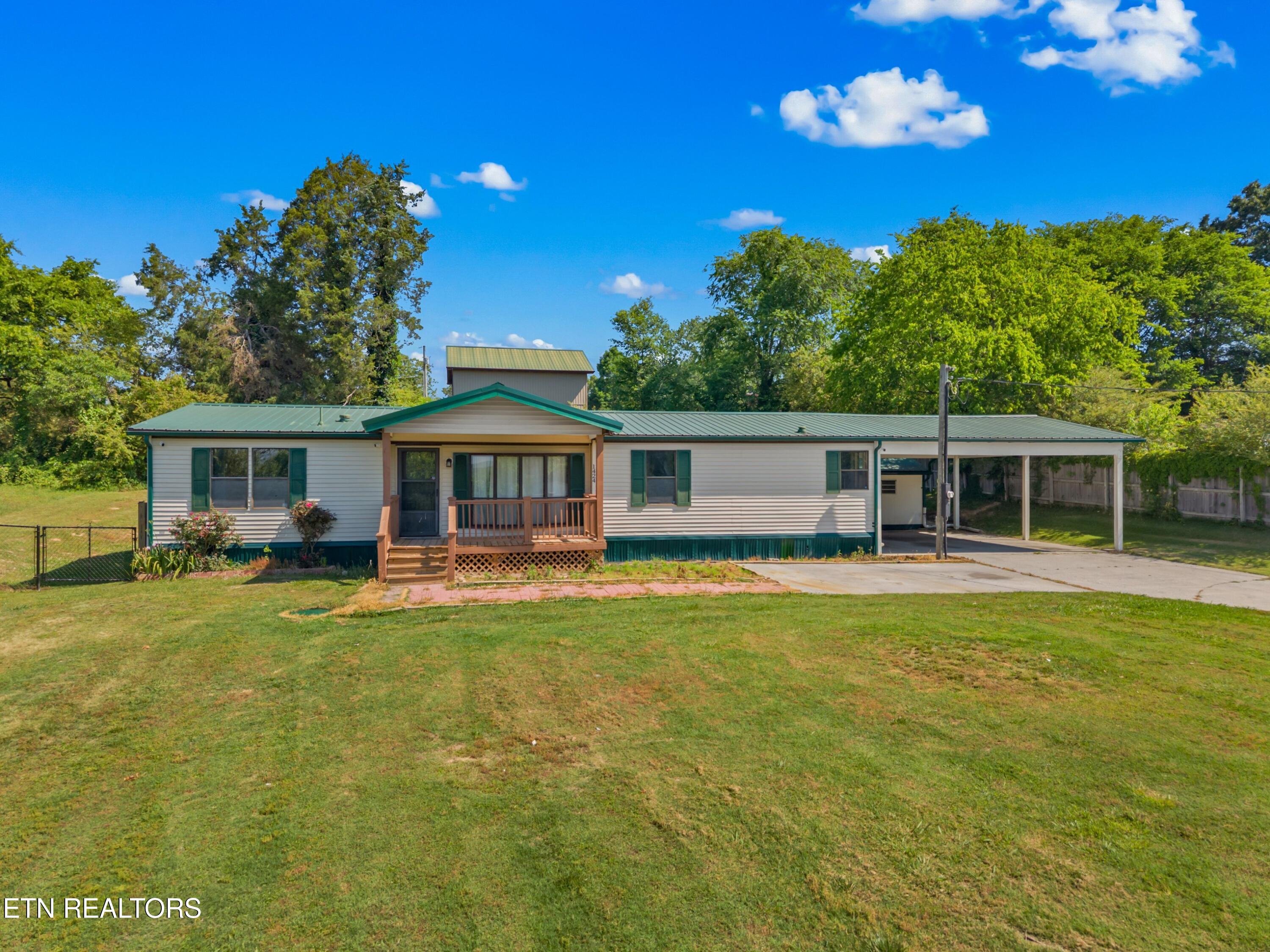 1424 River Breeze Drive Sevierville TN 37876