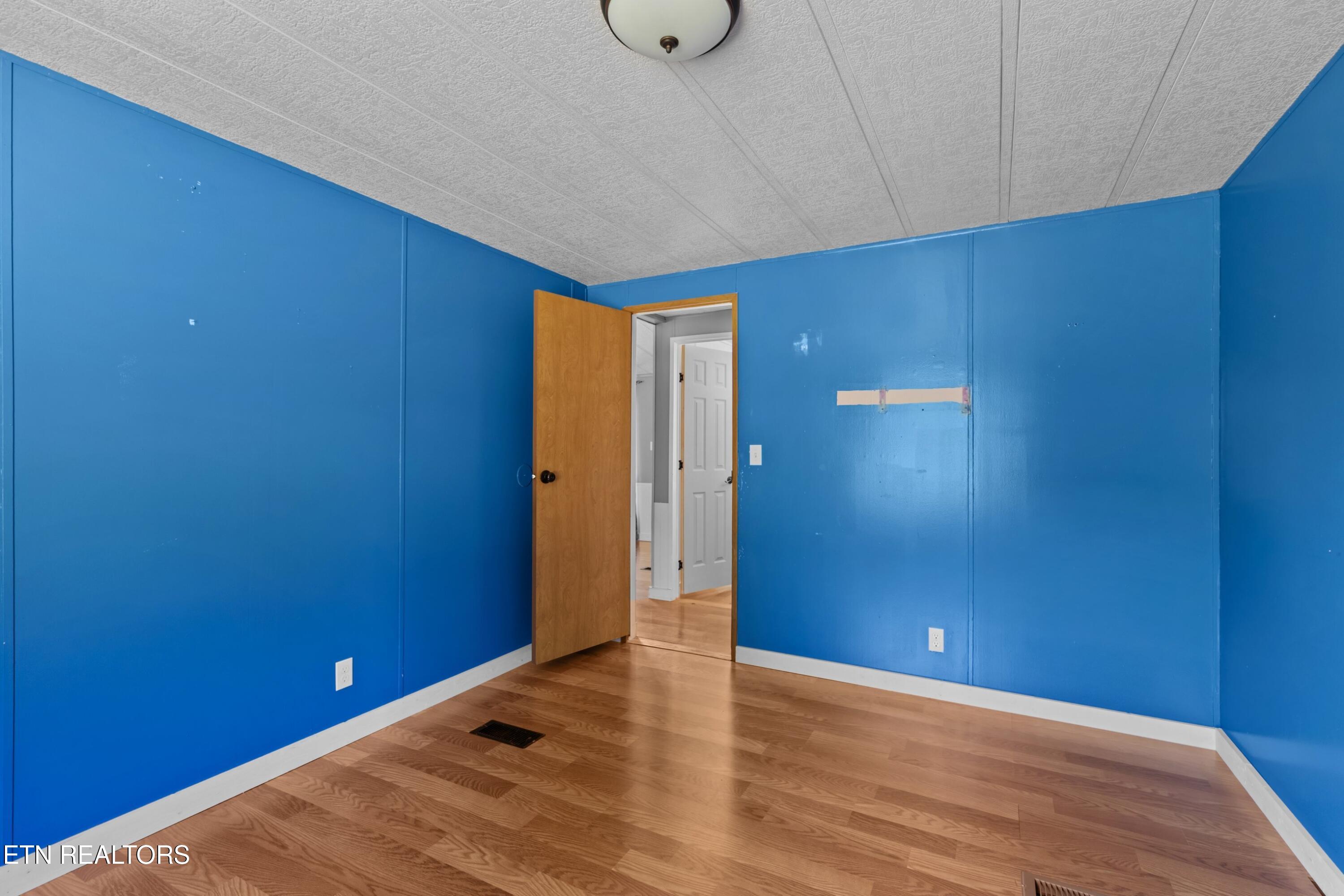 1424 River Breeze Drive Sevierville TN 37876