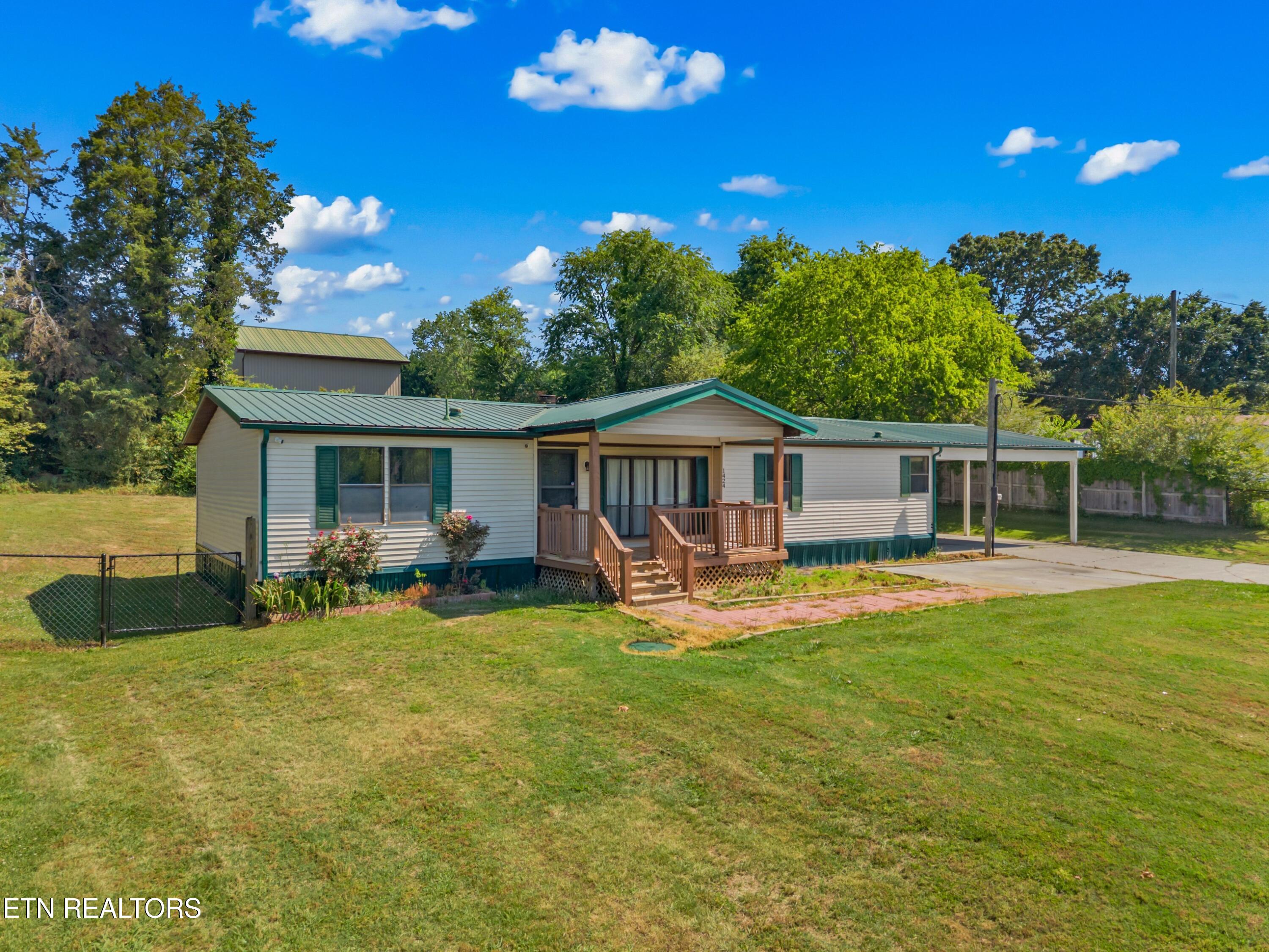 1424 River Breeze Drive Sevierville TN 37876