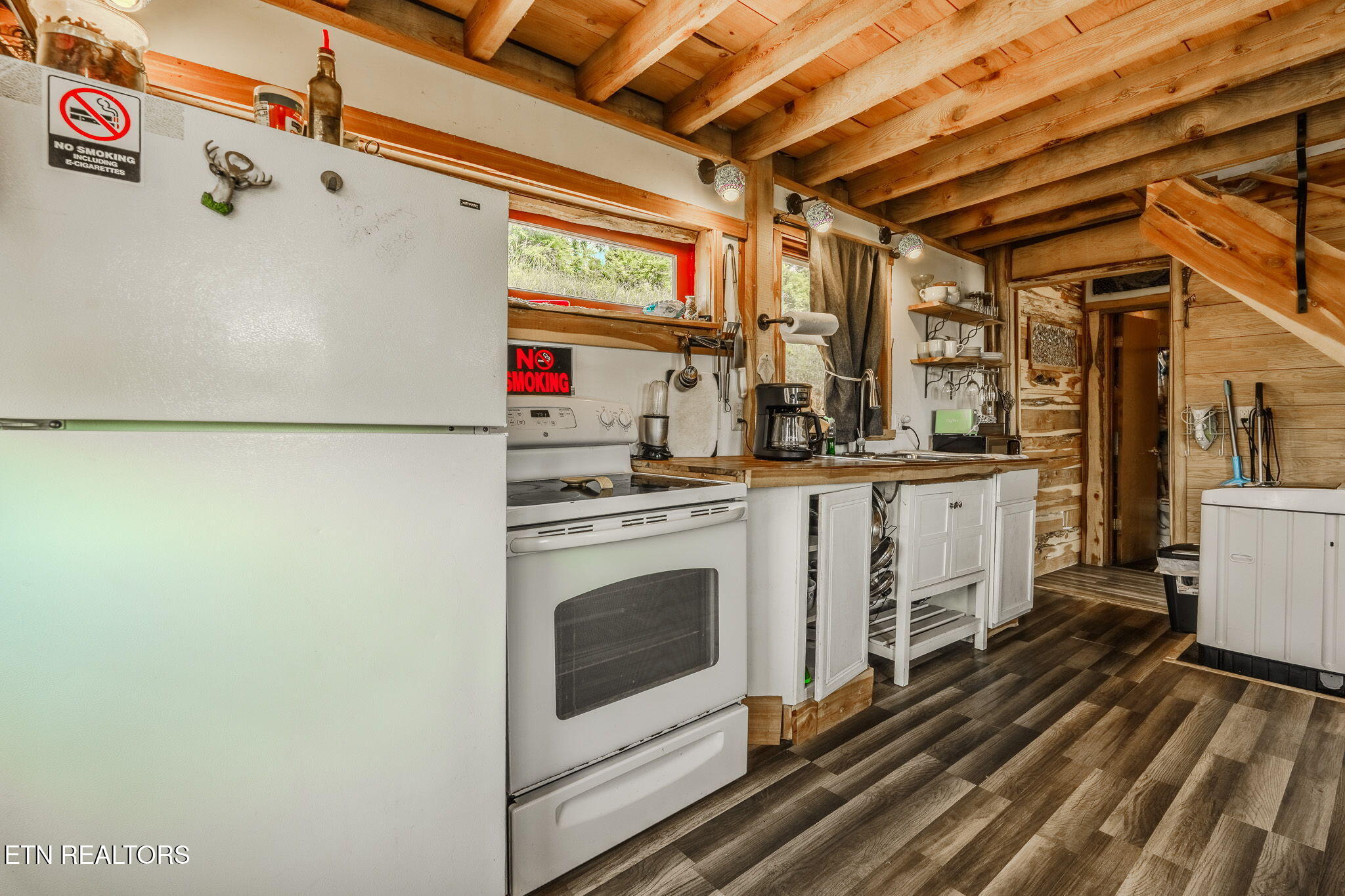 1563 Raven Hill Road Tazewell TN 37879