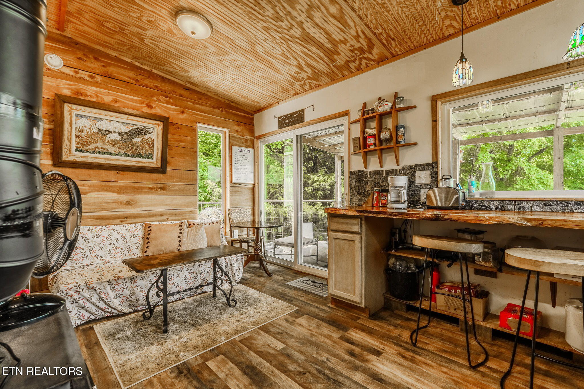 1563 Raven Hill Road Tazewell TN 37879