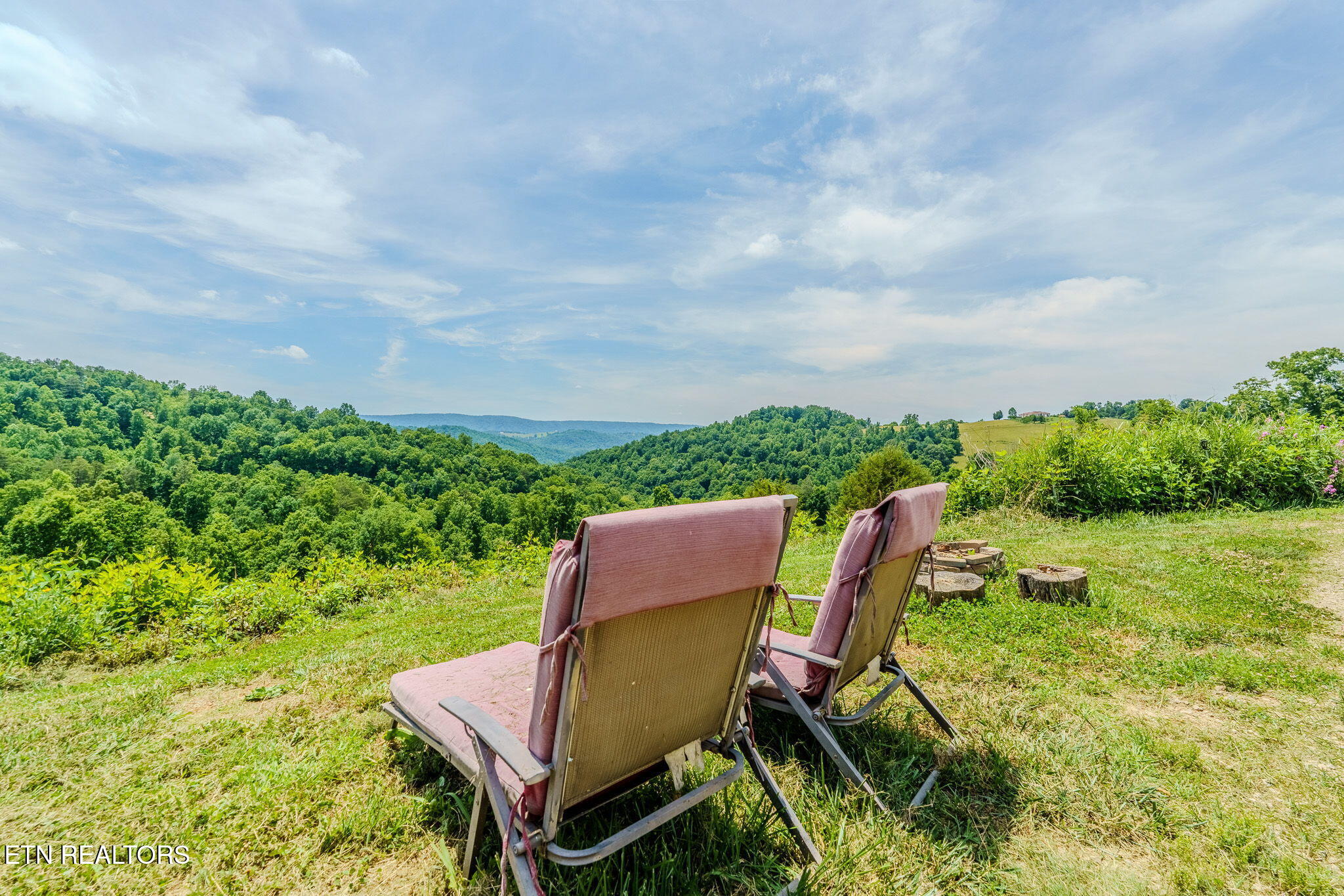 1563 Raven Hill Road Tazewell TN 37879