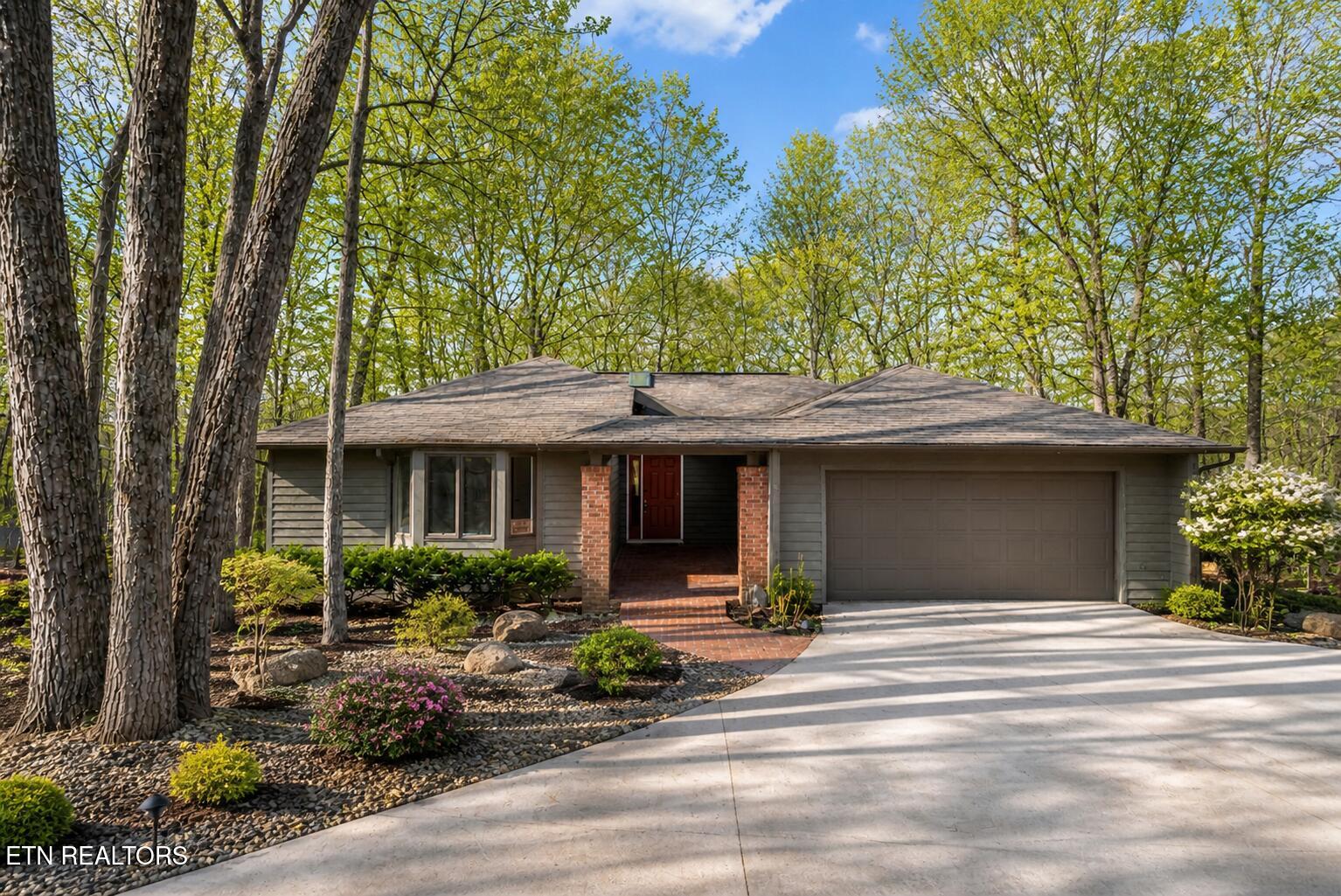 142 Rolling Green Drive Crossville TN 38558