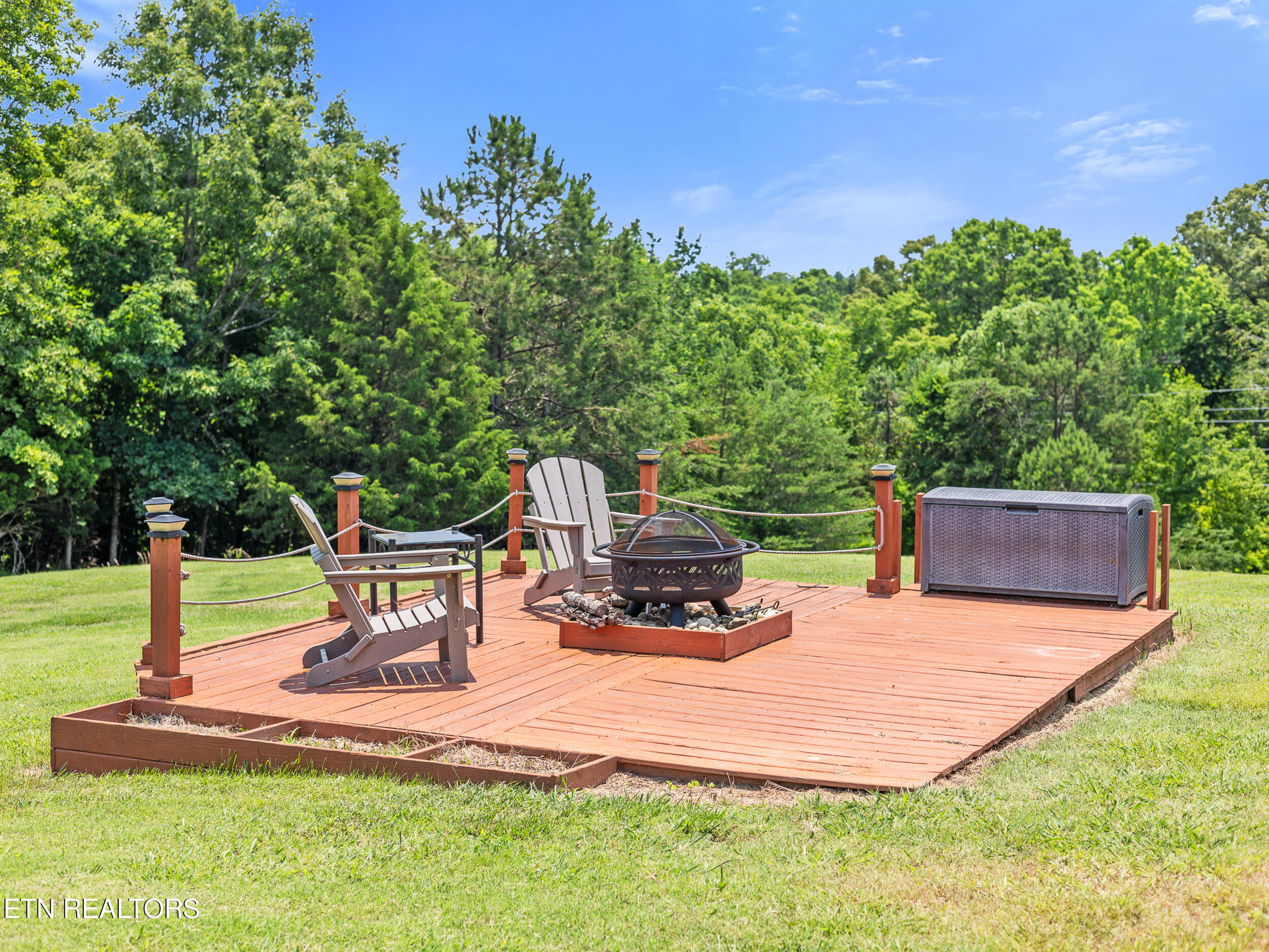 1229 New Hope Road Rockwood TN 37854