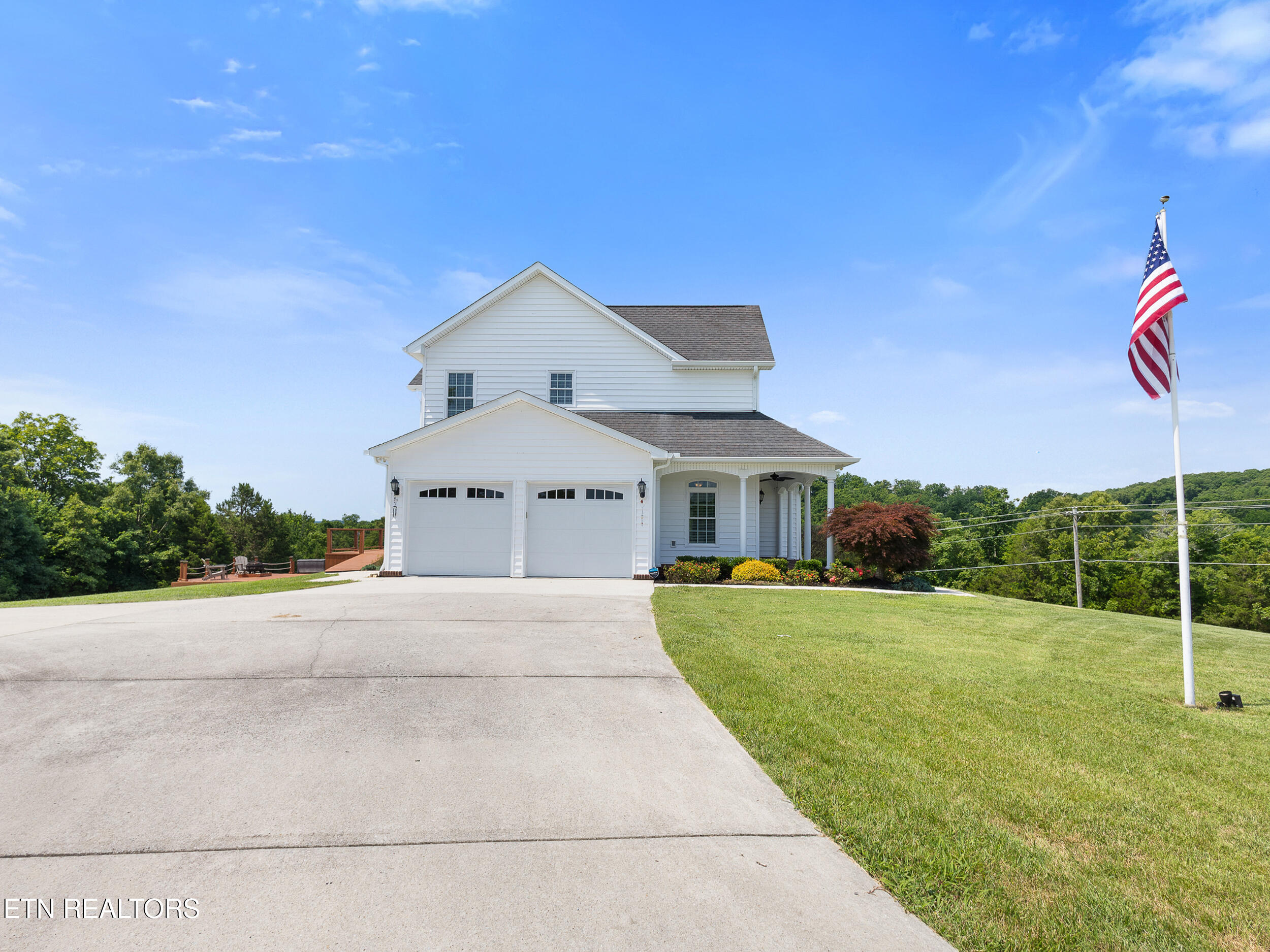 1229 New Hope Road Rockwood TN 37854