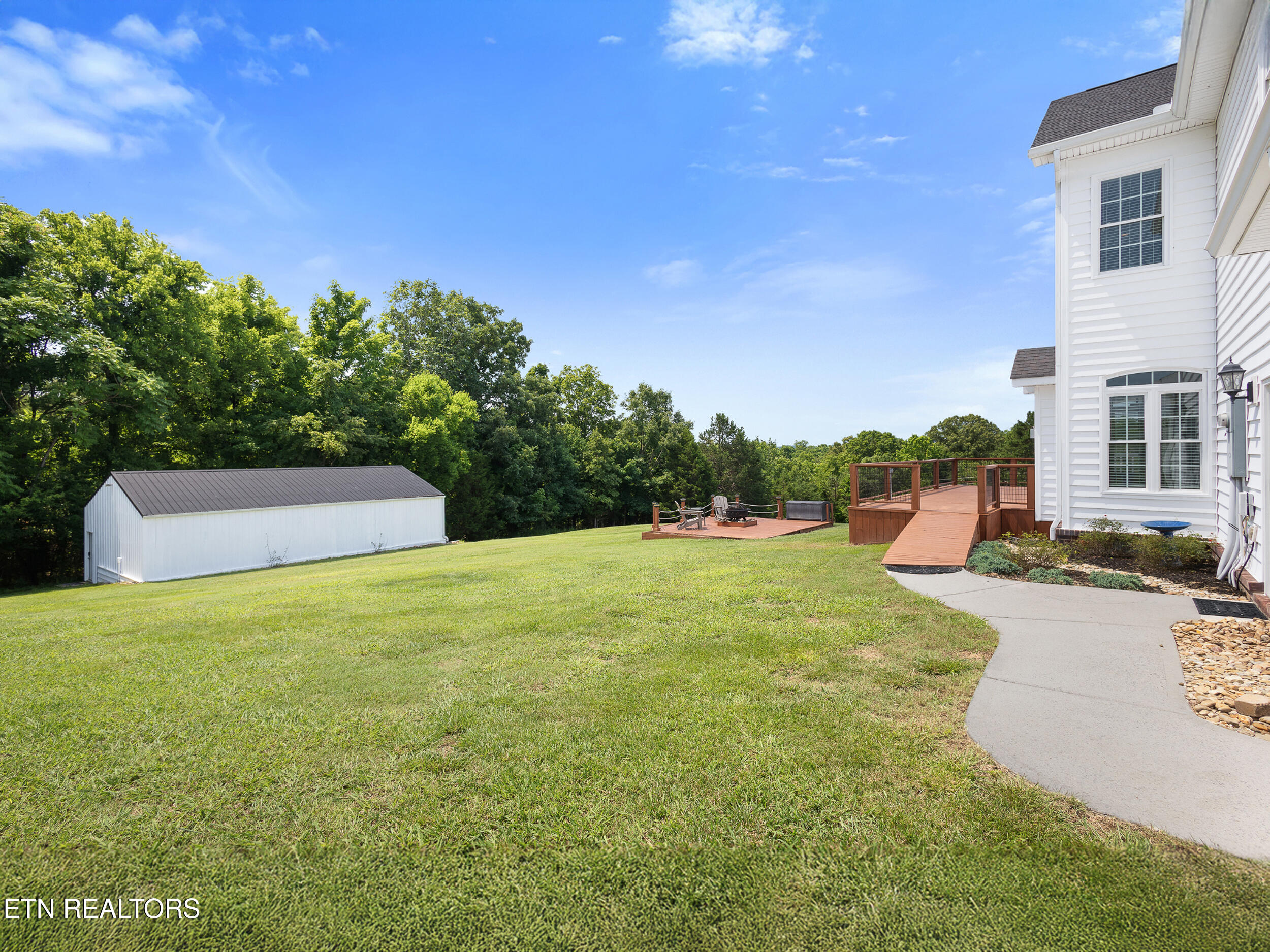 1229 New Hope Road Rockwood TN 37854