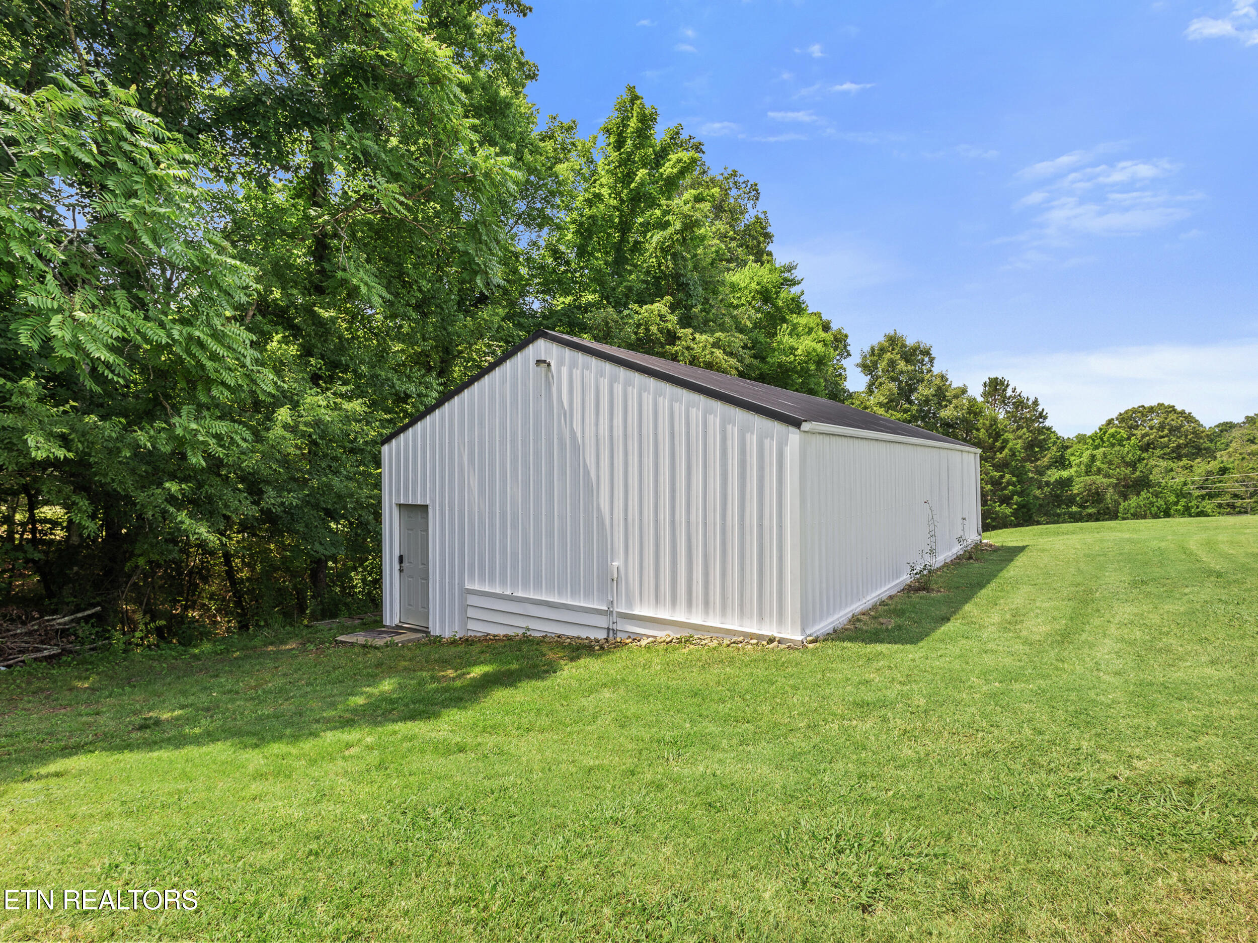 1229 New Hope Road Rockwood TN 37854