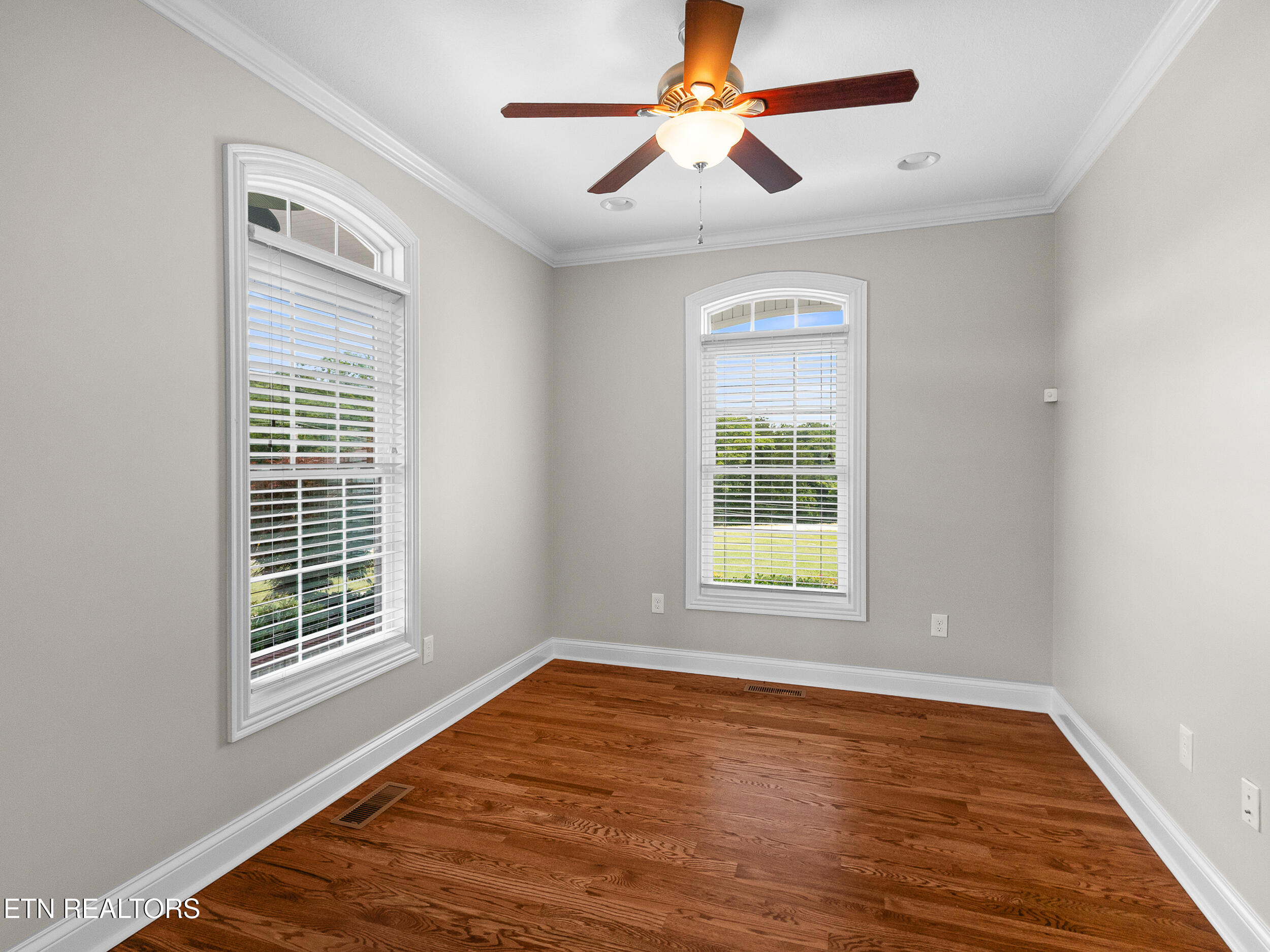 1229 New Hope Road Rockwood TN 37854