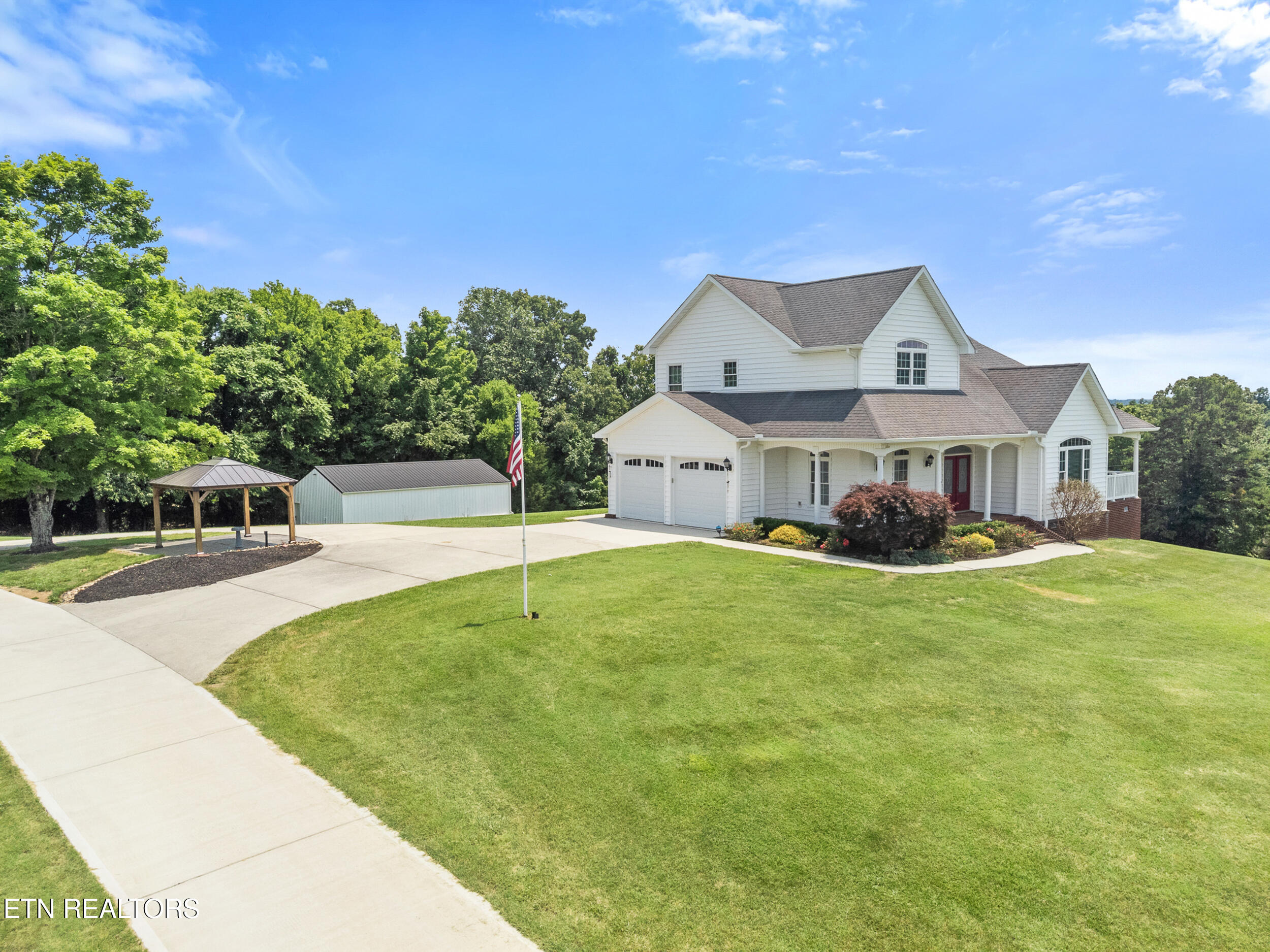 1229 New Hope Road Rockwood TN 37854