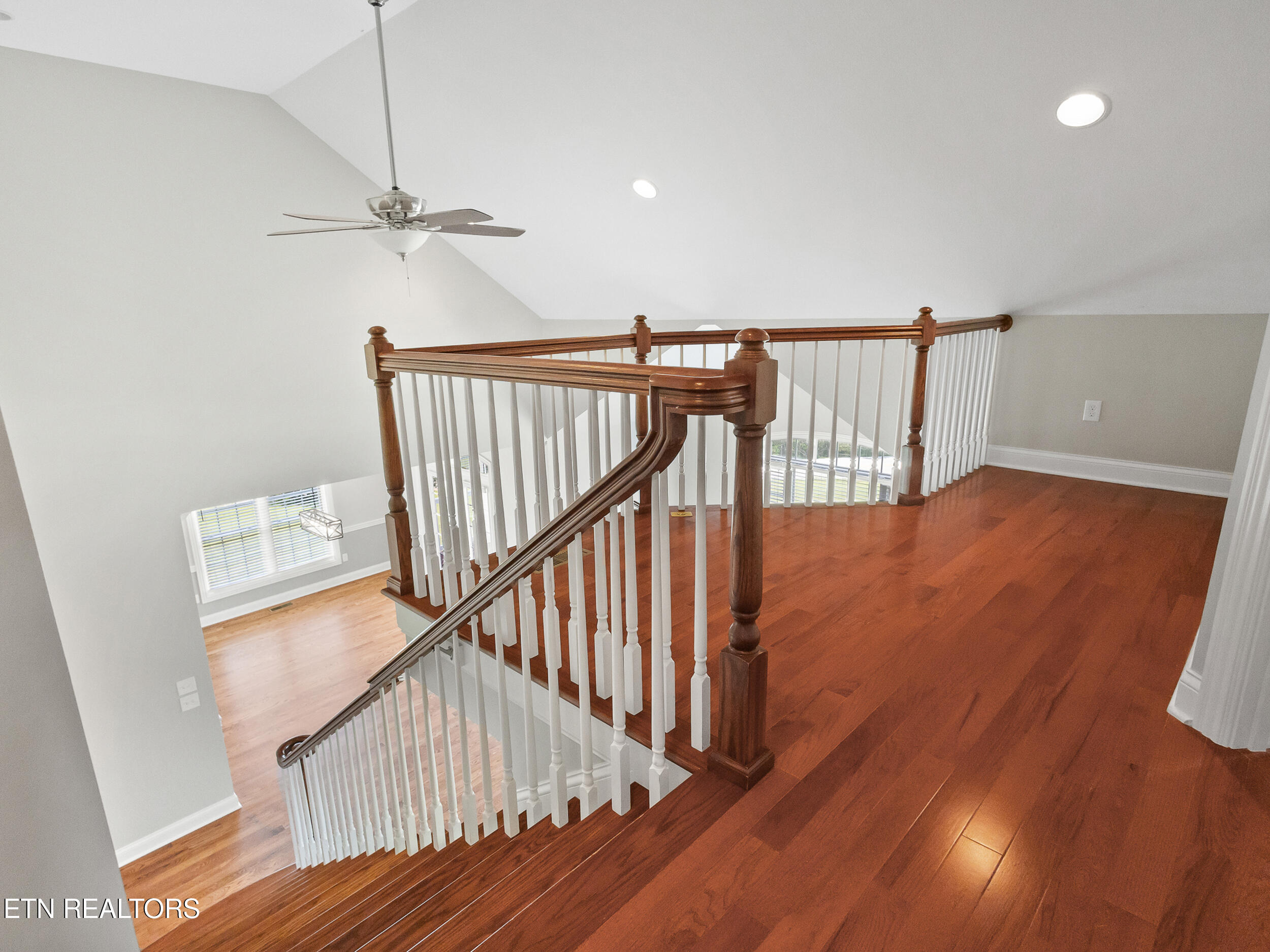 1229 New Hope Road Rockwood TN 37854