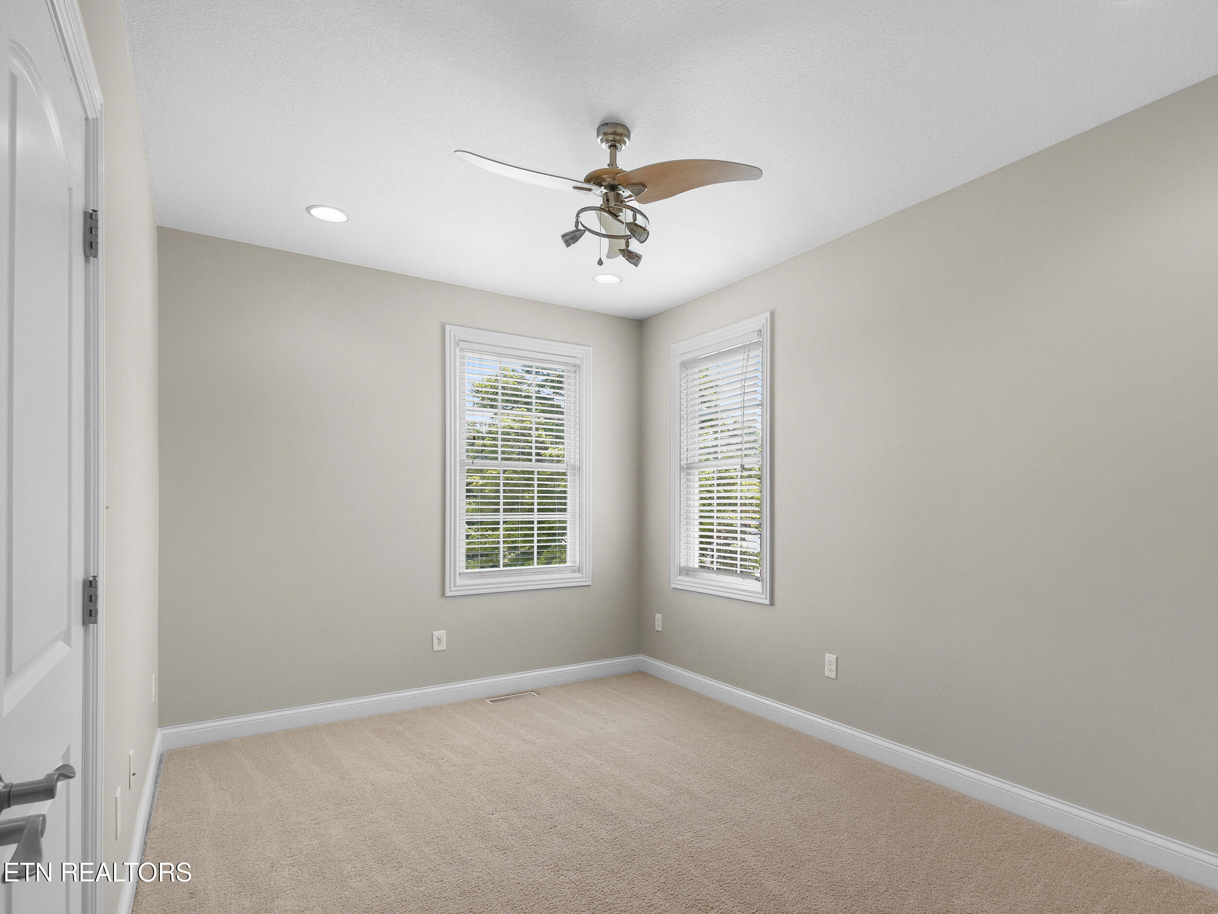 1229 New Hope Road Rockwood TN 37854