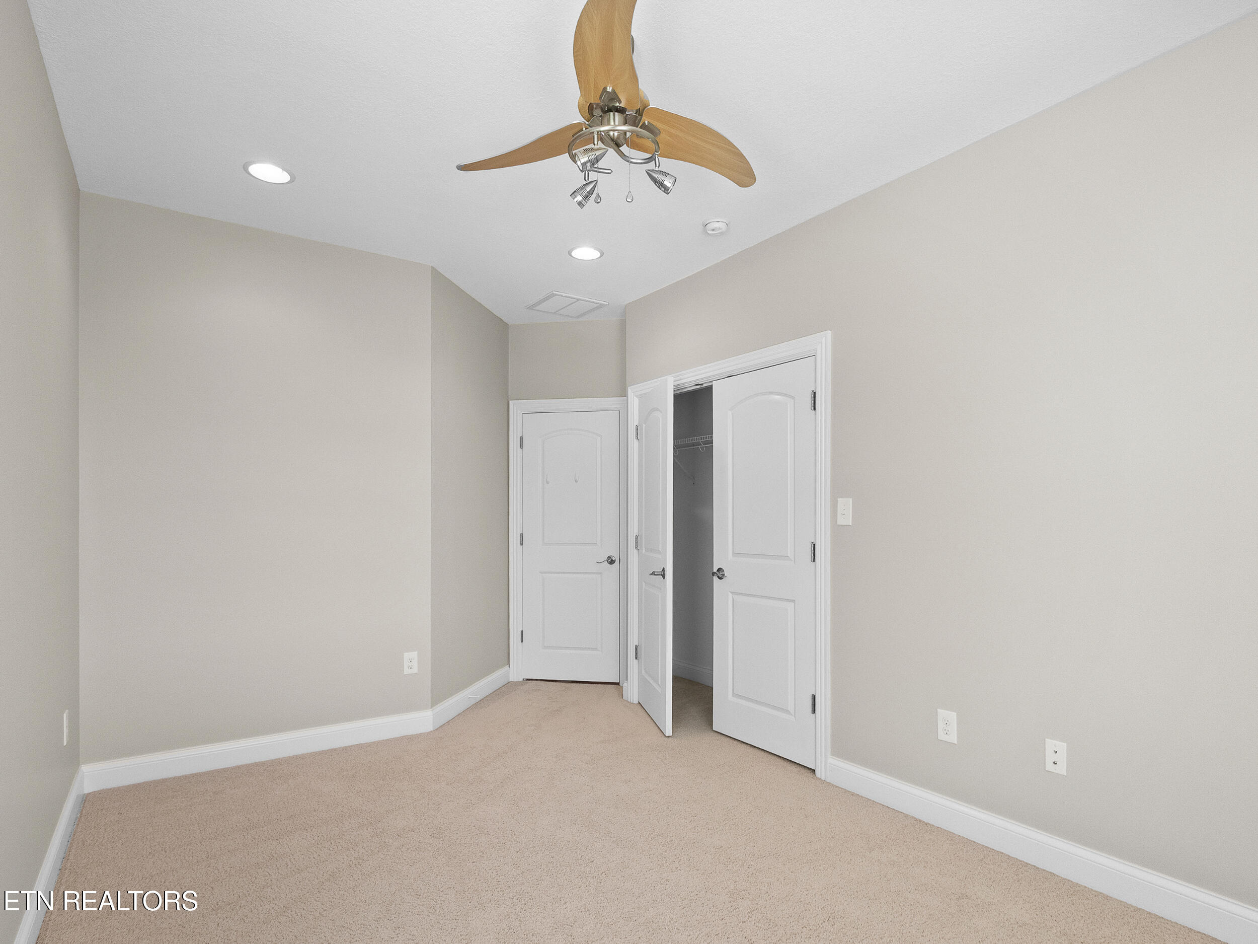 1229 New Hope Road Rockwood TN 37854