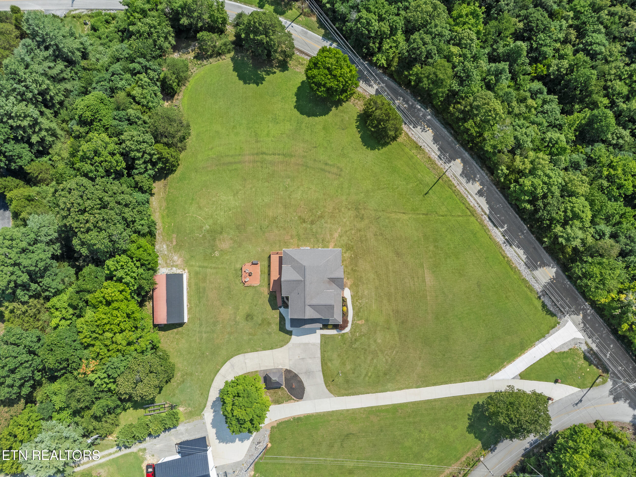 1229 New Hope Road Rockwood TN 37854