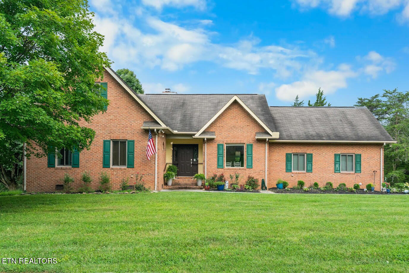 219 Twinleaf Lane Knoxville TN 37920