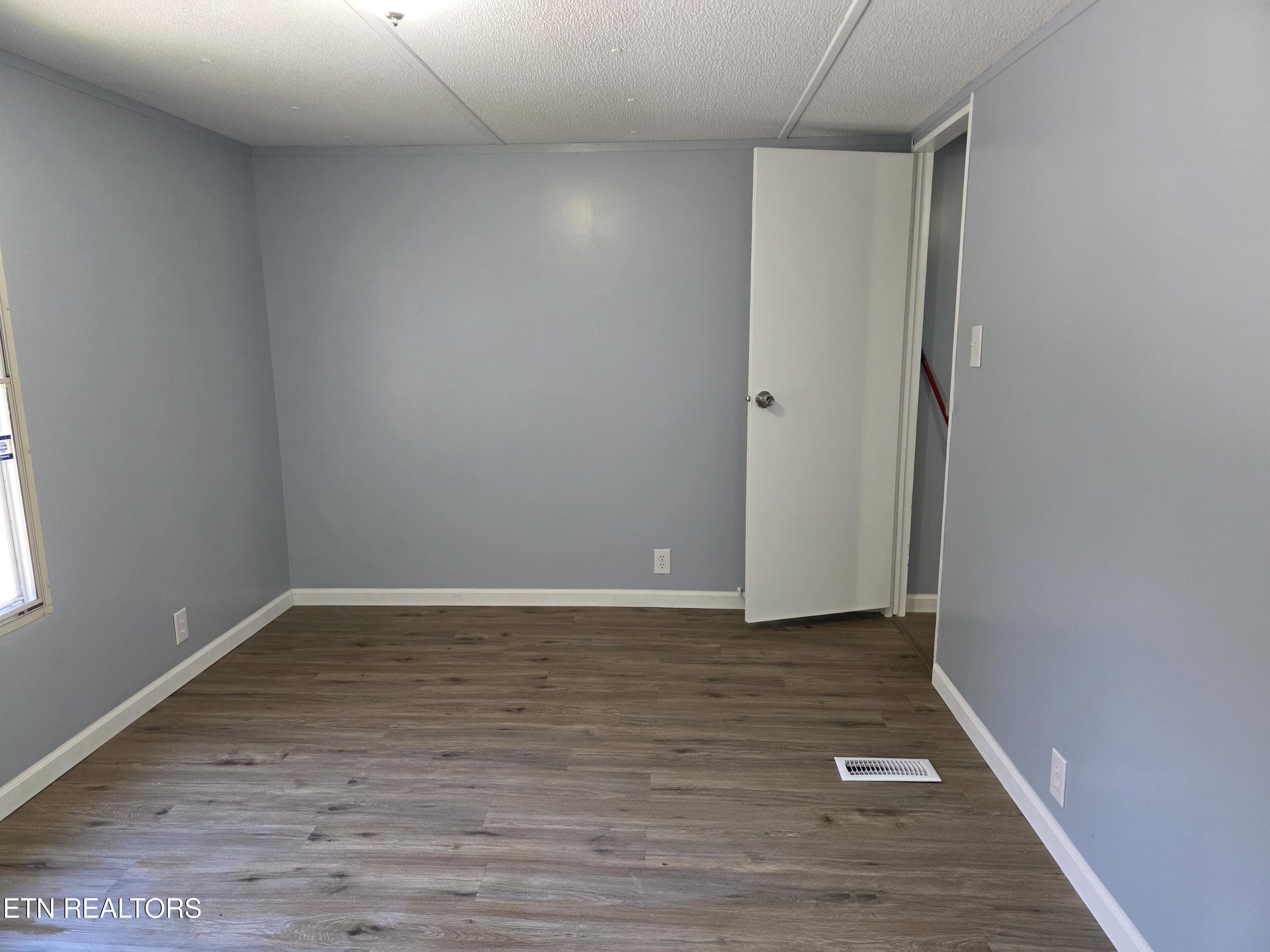 1288 Maiden Lane Lane Jellico TN 37762