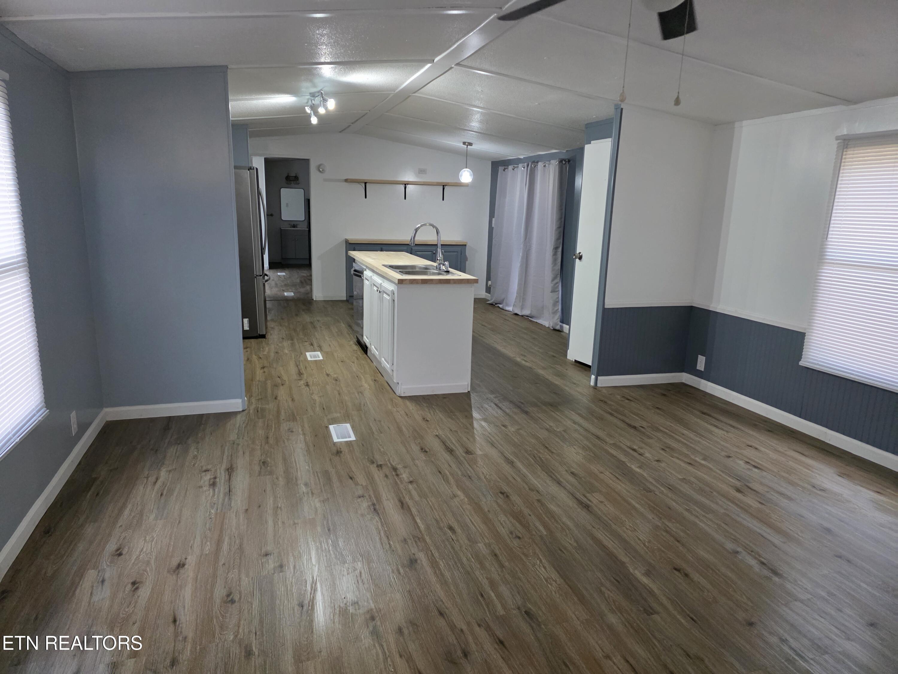 1288 Maiden Lane Lane Jellico TN 37762