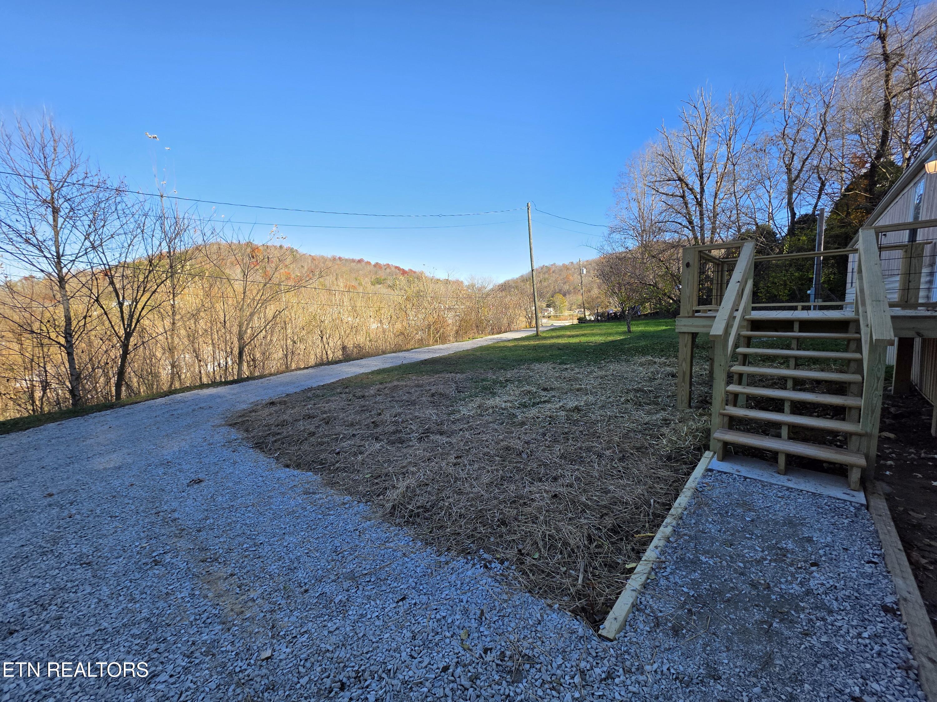 1288 Maiden Lane Lane Jellico TN 37762