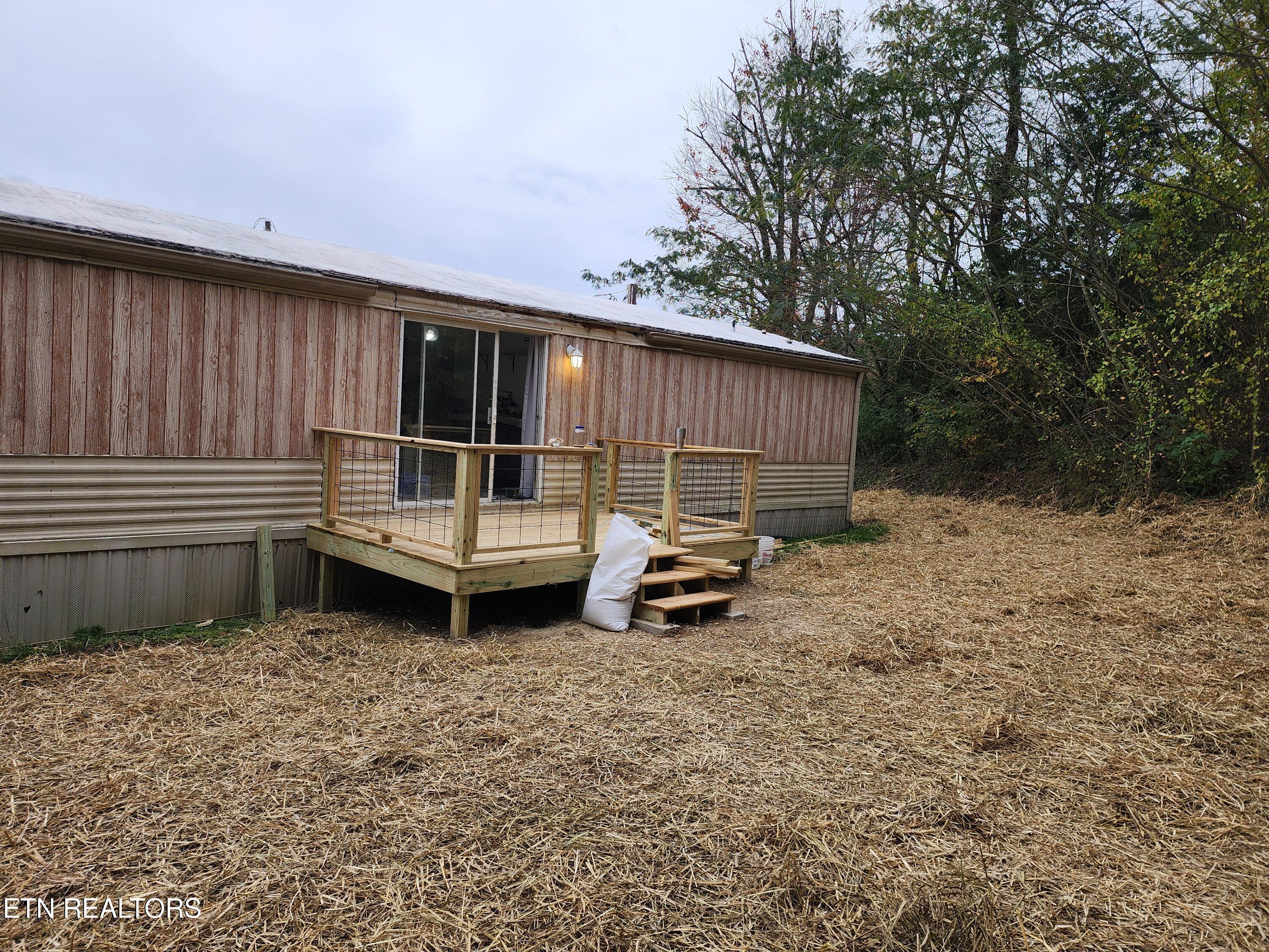 1288 Maiden Lane Lane Jellico TN 37762