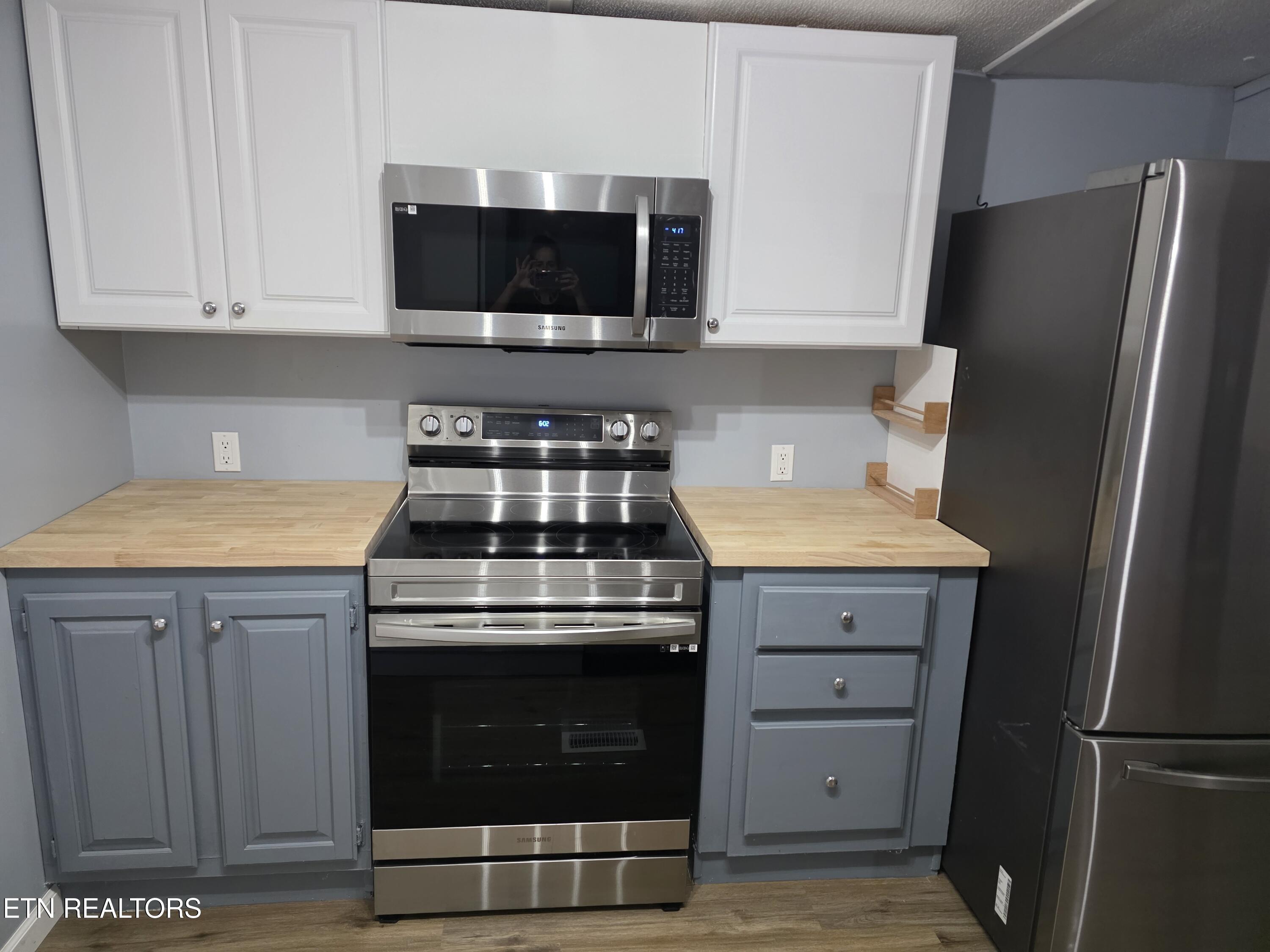 1288 Maiden Lane Lane Jellico TN 37762