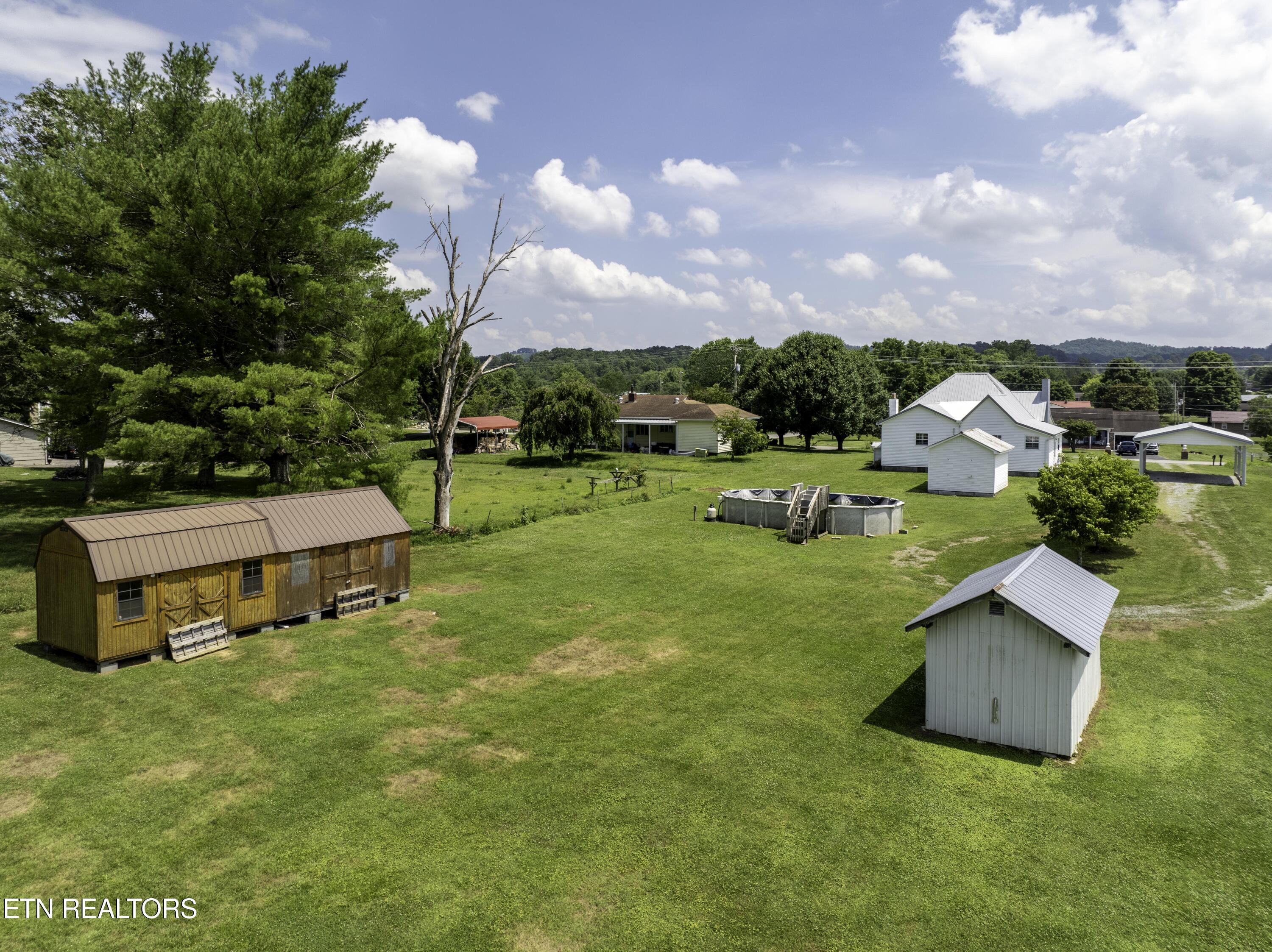 693 Old Middlesboro Highway Lafollette TN 37766