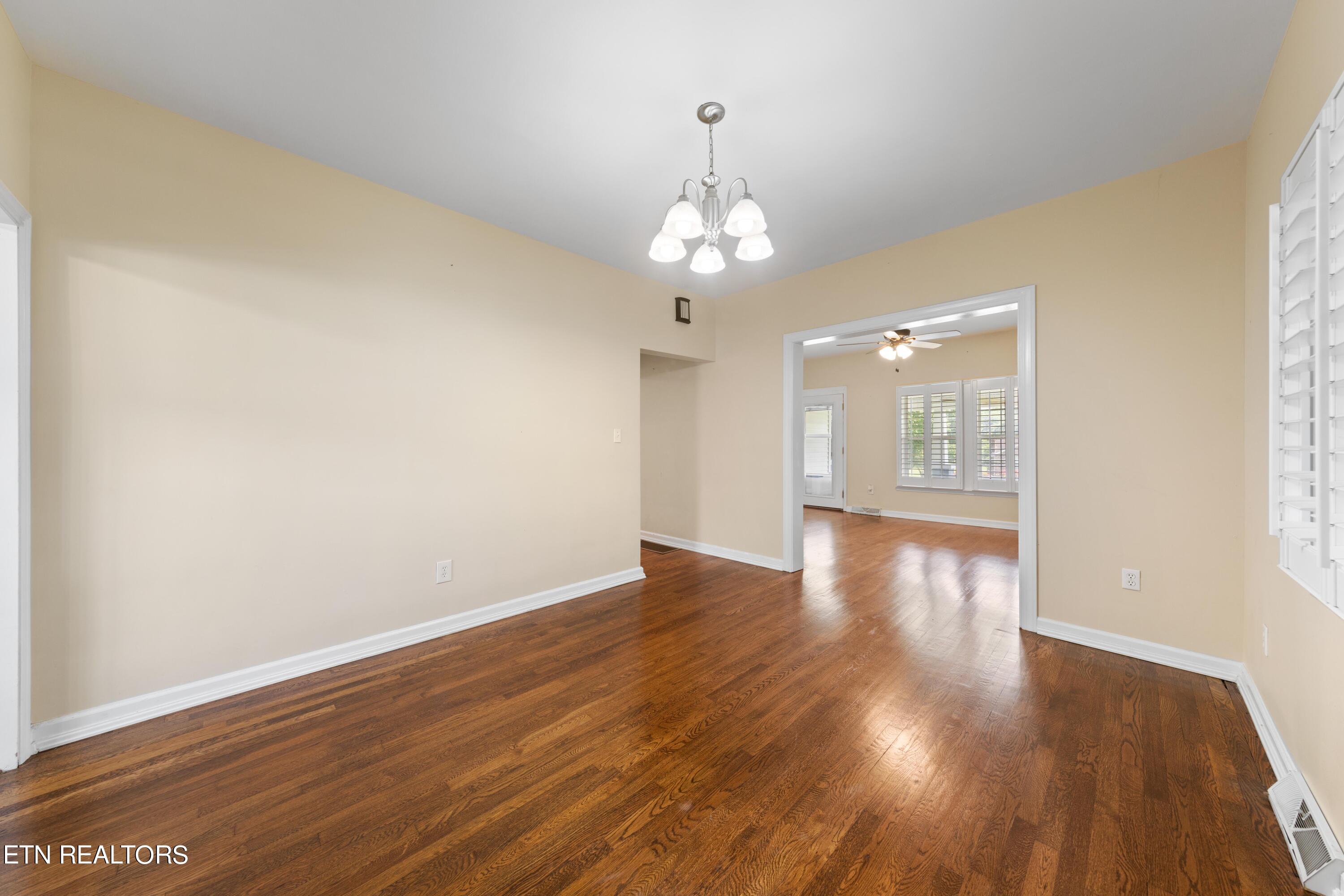 693 Old Middlesboro Highway Lafollette TN 37766