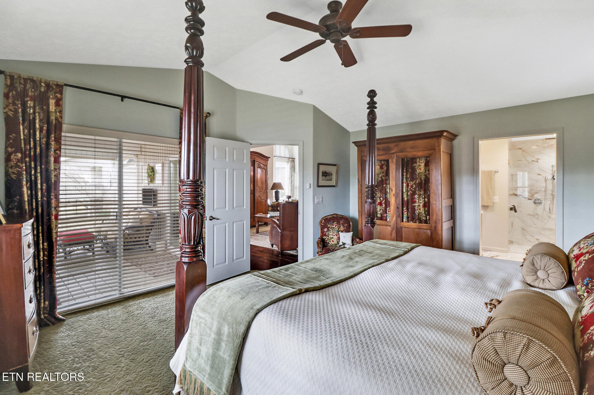 60 Hawthorn Loop Crossville TN 38555