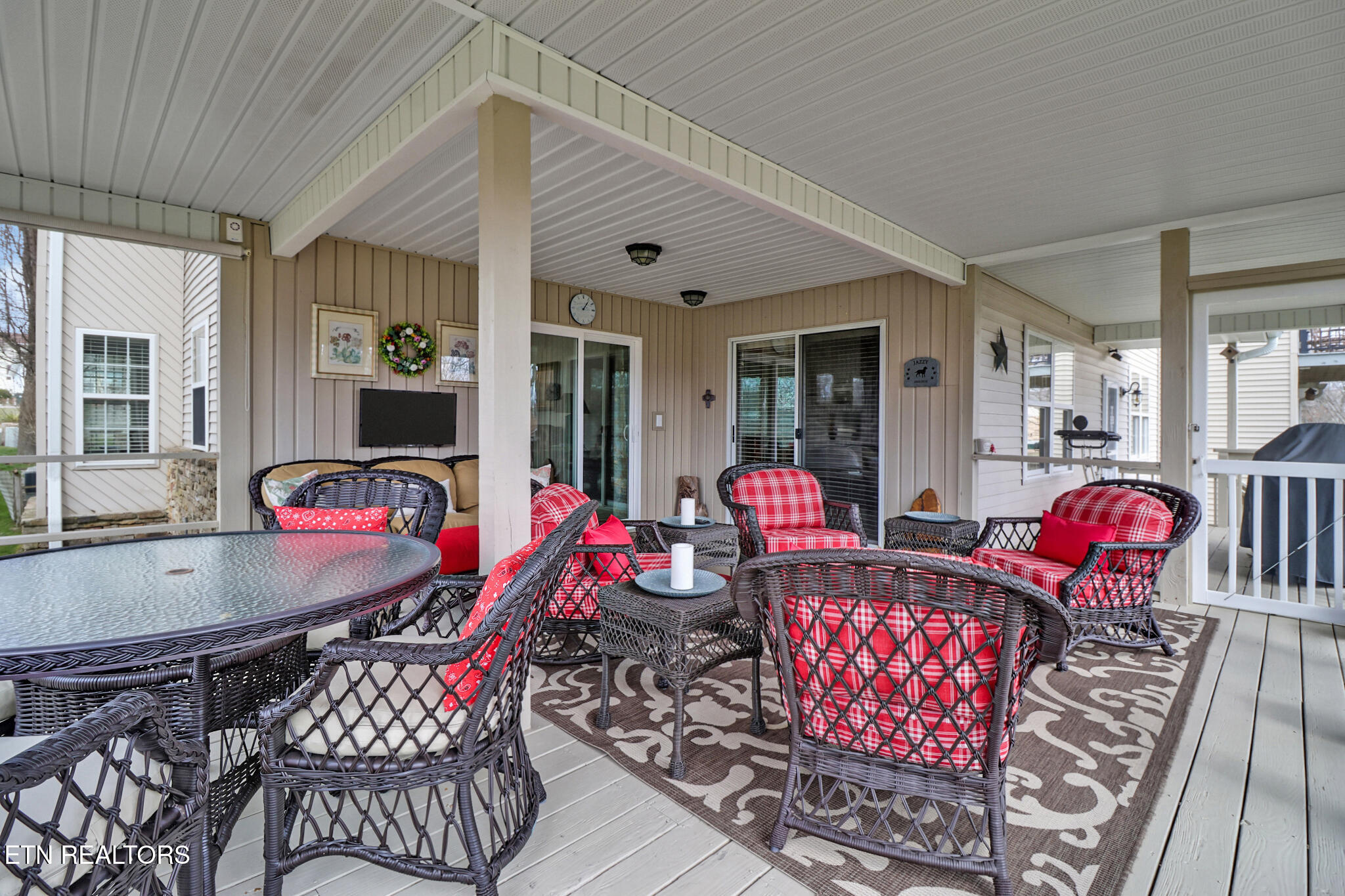 60 Hawthorn Loop Crossville TN 38555