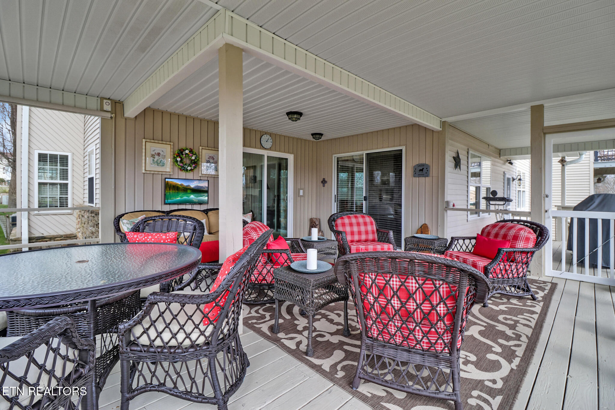 60 Hawthorn Loop Crossville TN 38555