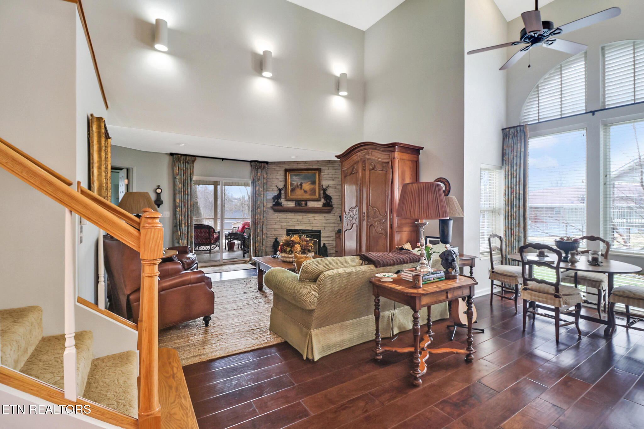 60 Hawthorn Loop Crossville TN 38555