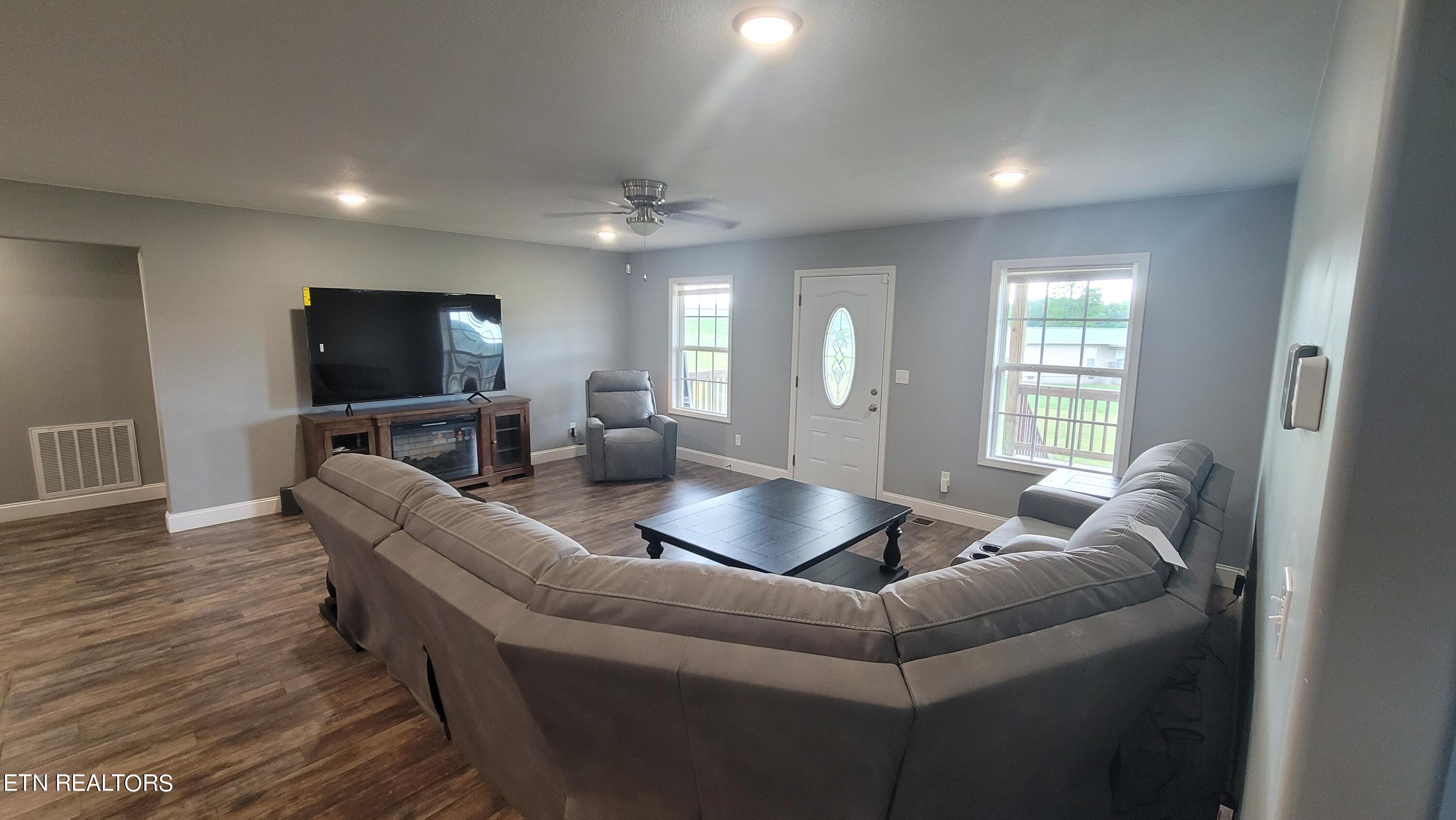 2971 Kingtown Road Winfield TN 37892