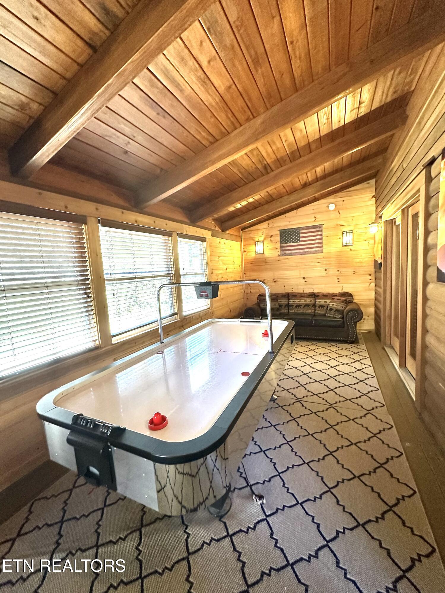 210 S Smoky Mountain Way Sevierville TN 37876