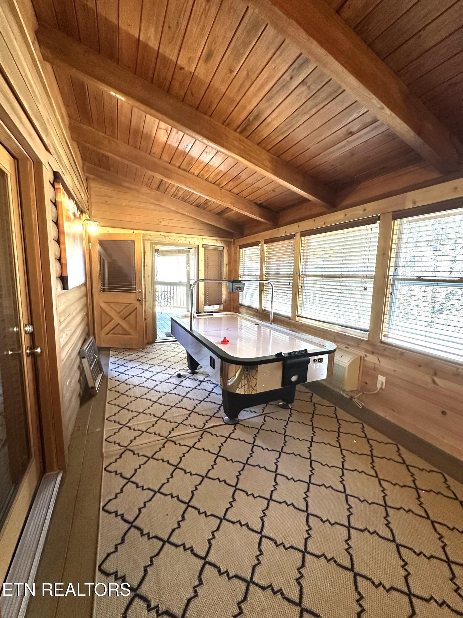 210 S Smoky Mountain Way Sevierville TN 37876
