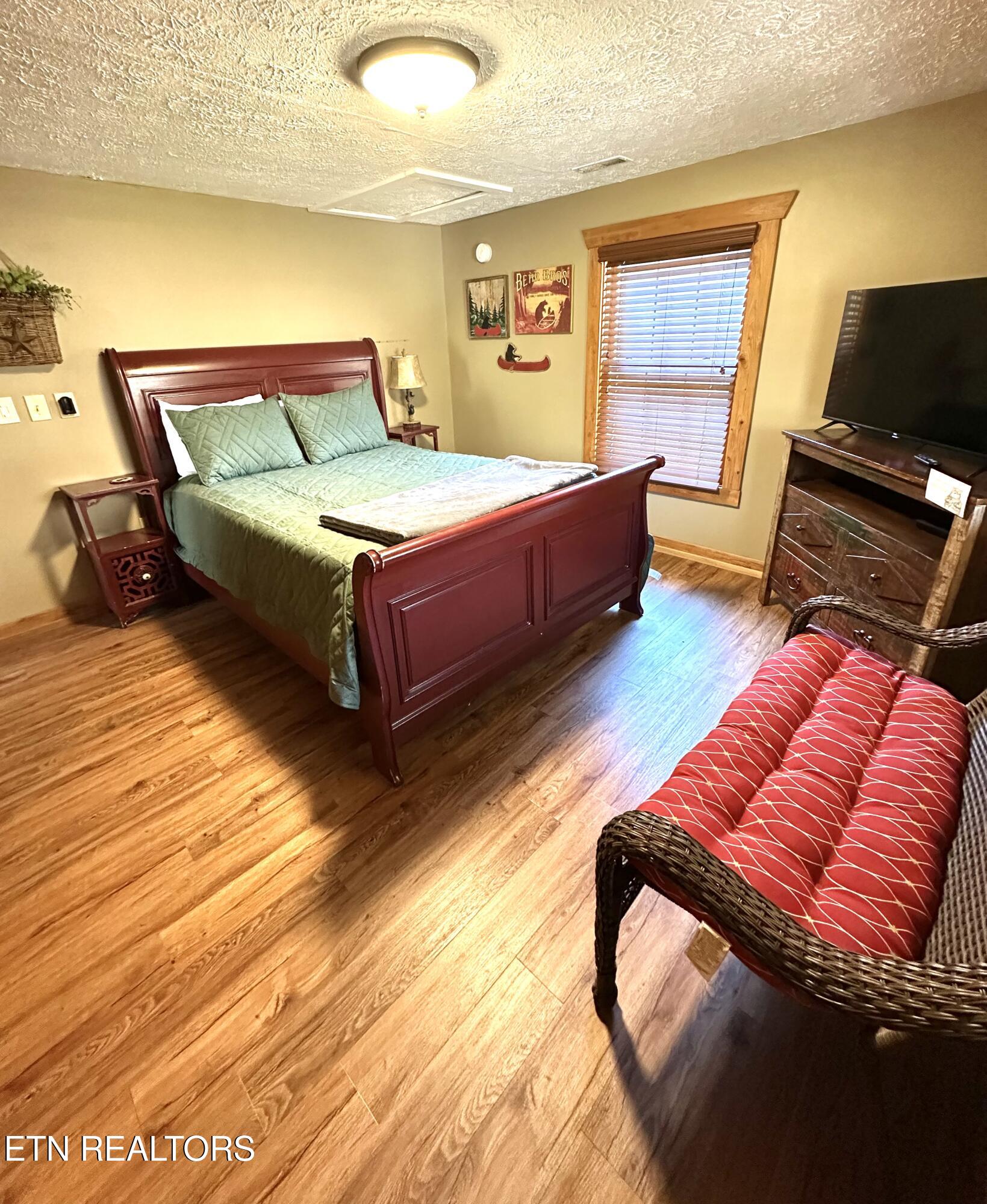 210 S Smoky Mountain Way Sevierville TN 37876