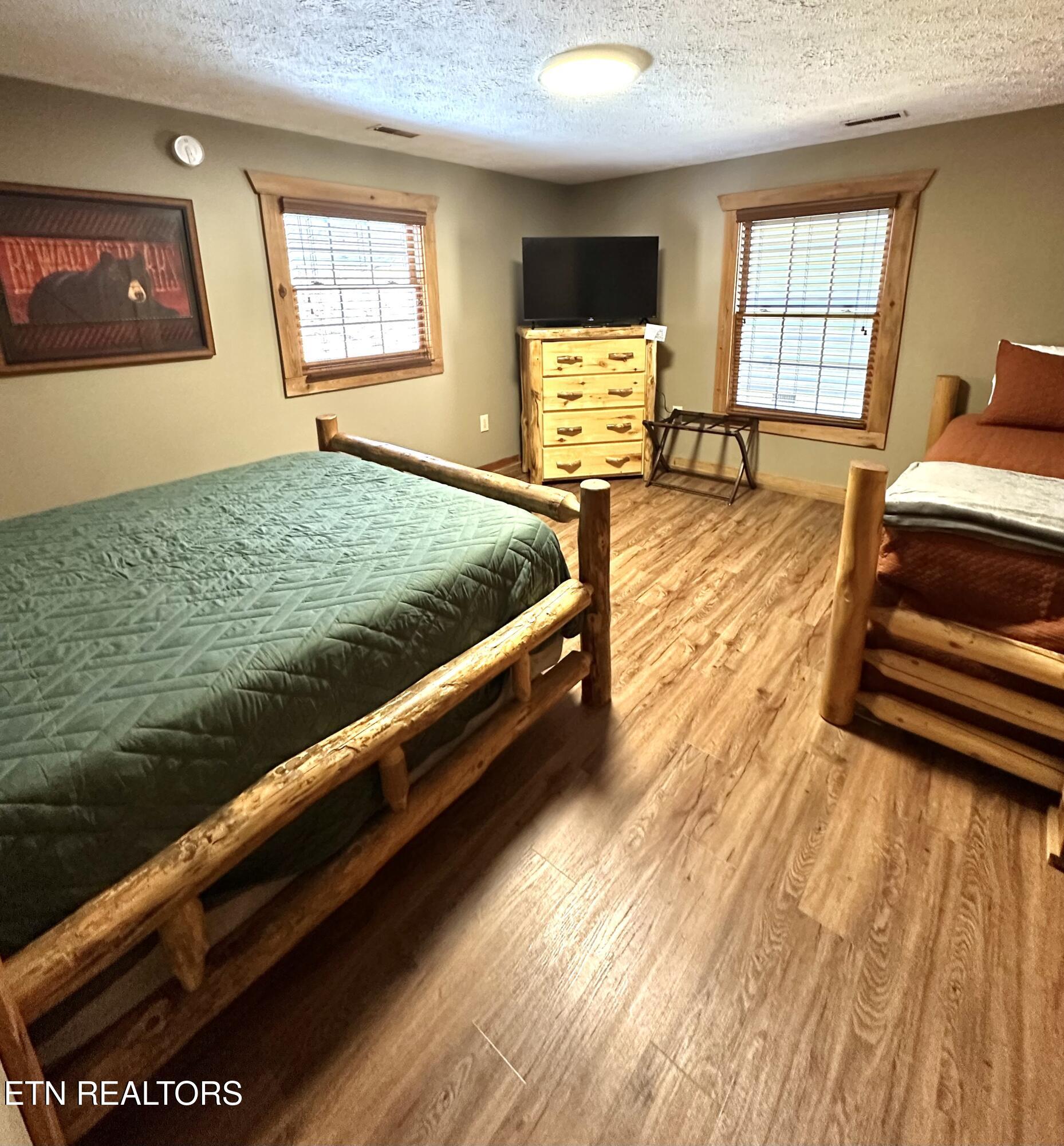 210 S Smoky Mountain Way Sevierville TN 37876