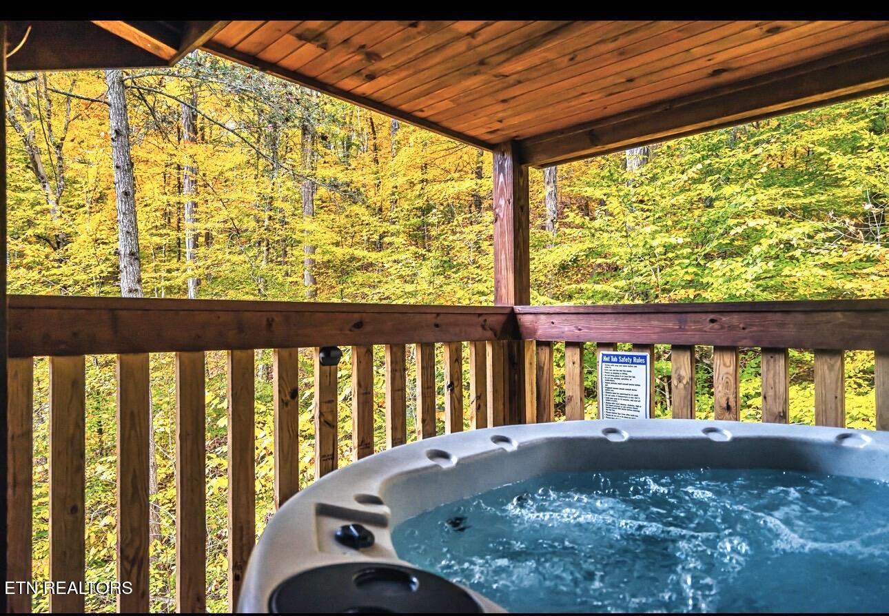 210 S Smoky Mountain Way Sevierville TN 37876