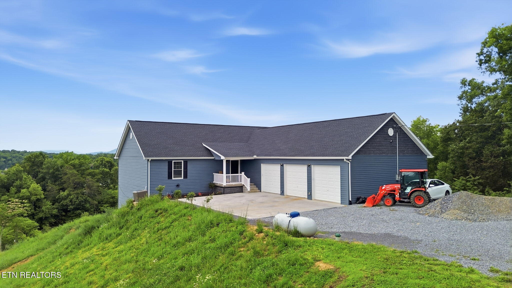 2055 Scott Street Sevierville TN 37876