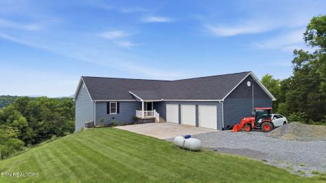 2055 Scott Street Sevierville TN 37876