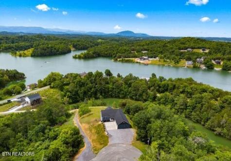 2055 Scott Street Sevierville TN 37876