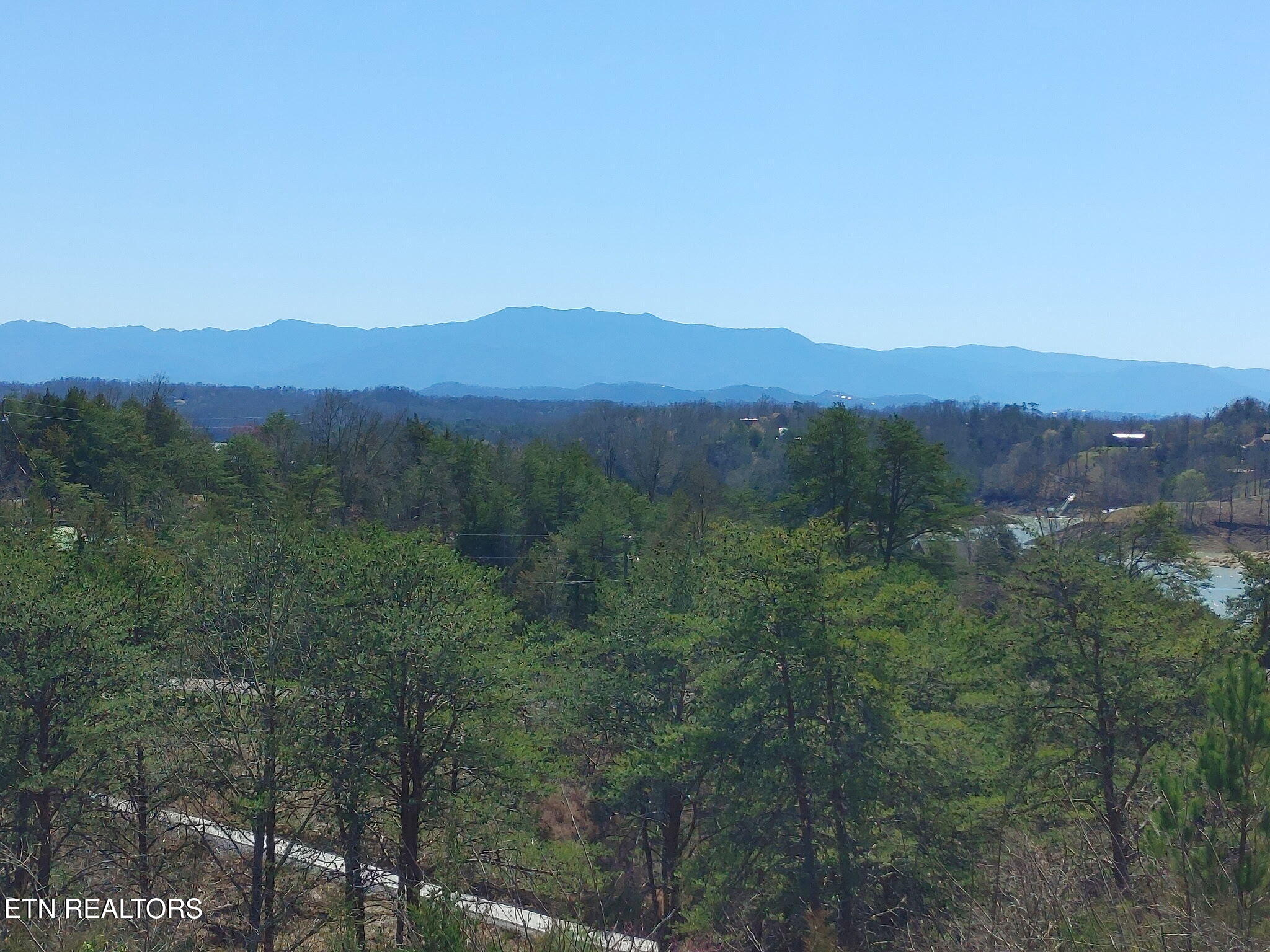 2055 Scott Street Sevierville TN 37876