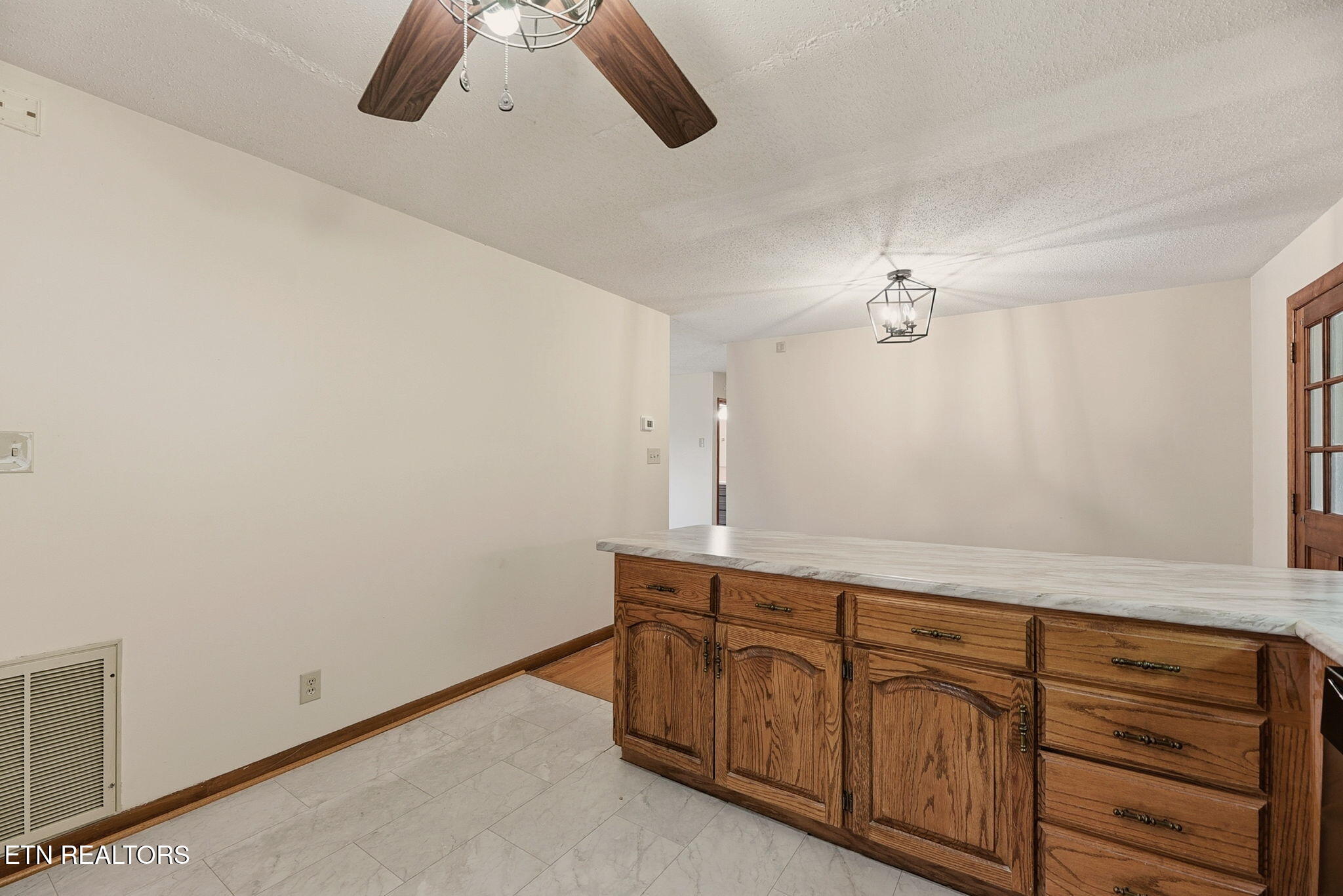 5716 Scenichills Road Knoxville TN 37912