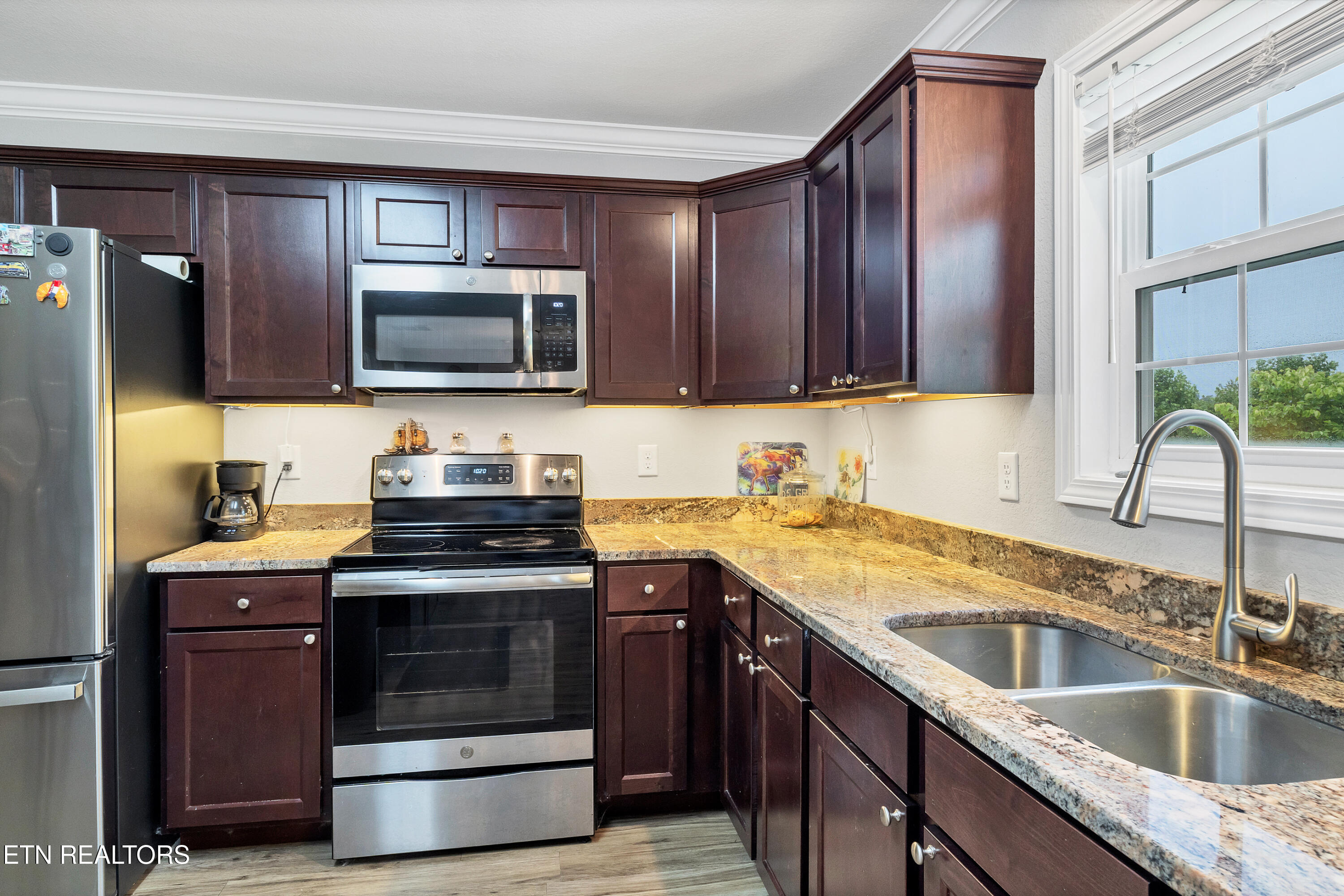 522 Valley Vista Way Maryville TN 37801