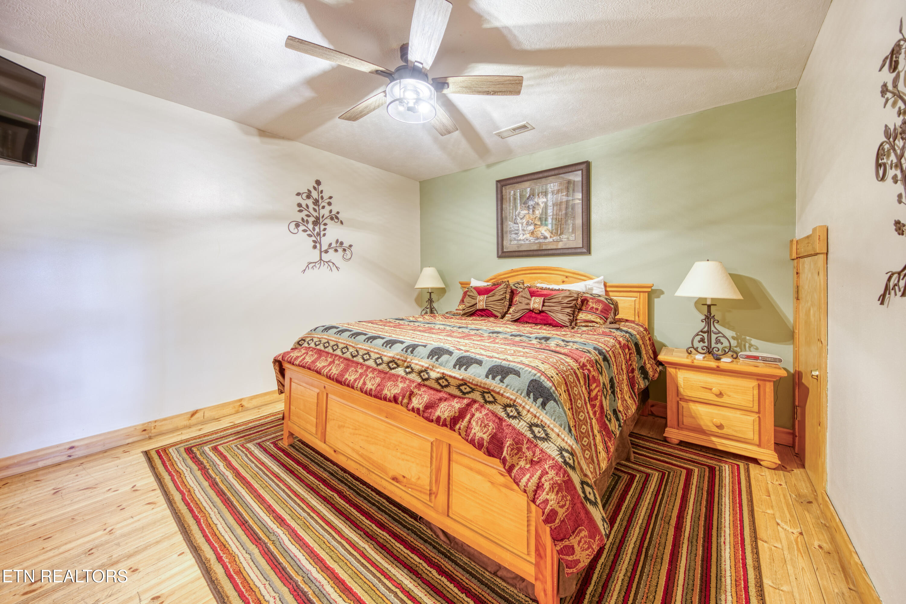 917 Pine Cone Way Gatlinburg TN 37738