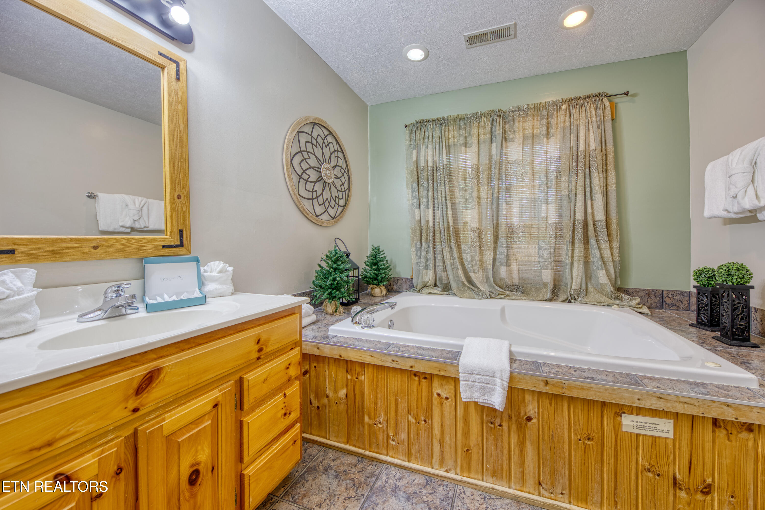 917 Pine Cone Way Gatlinburg TN 37738