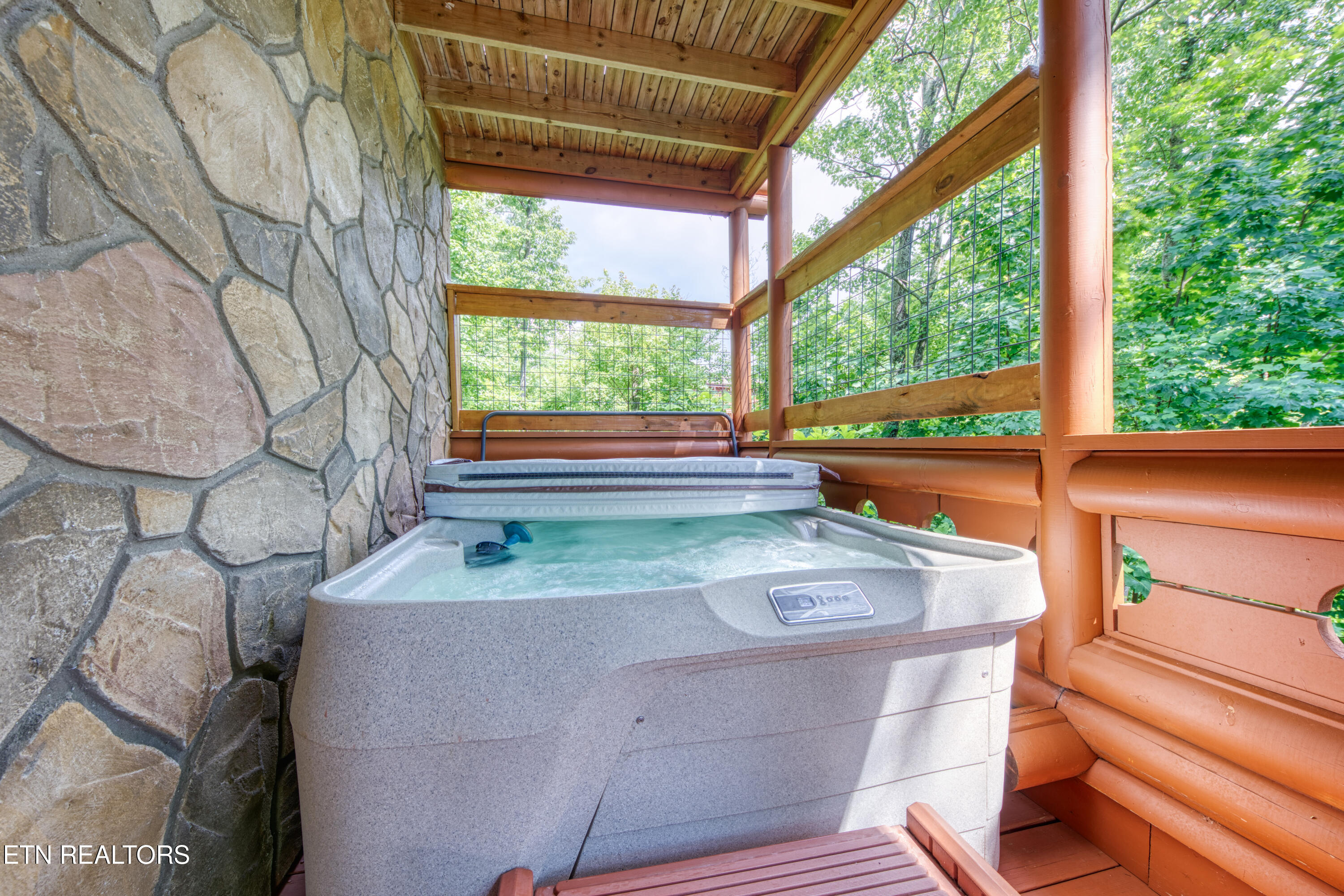 917 Pine Cone Way Gatlinburg TN 37738