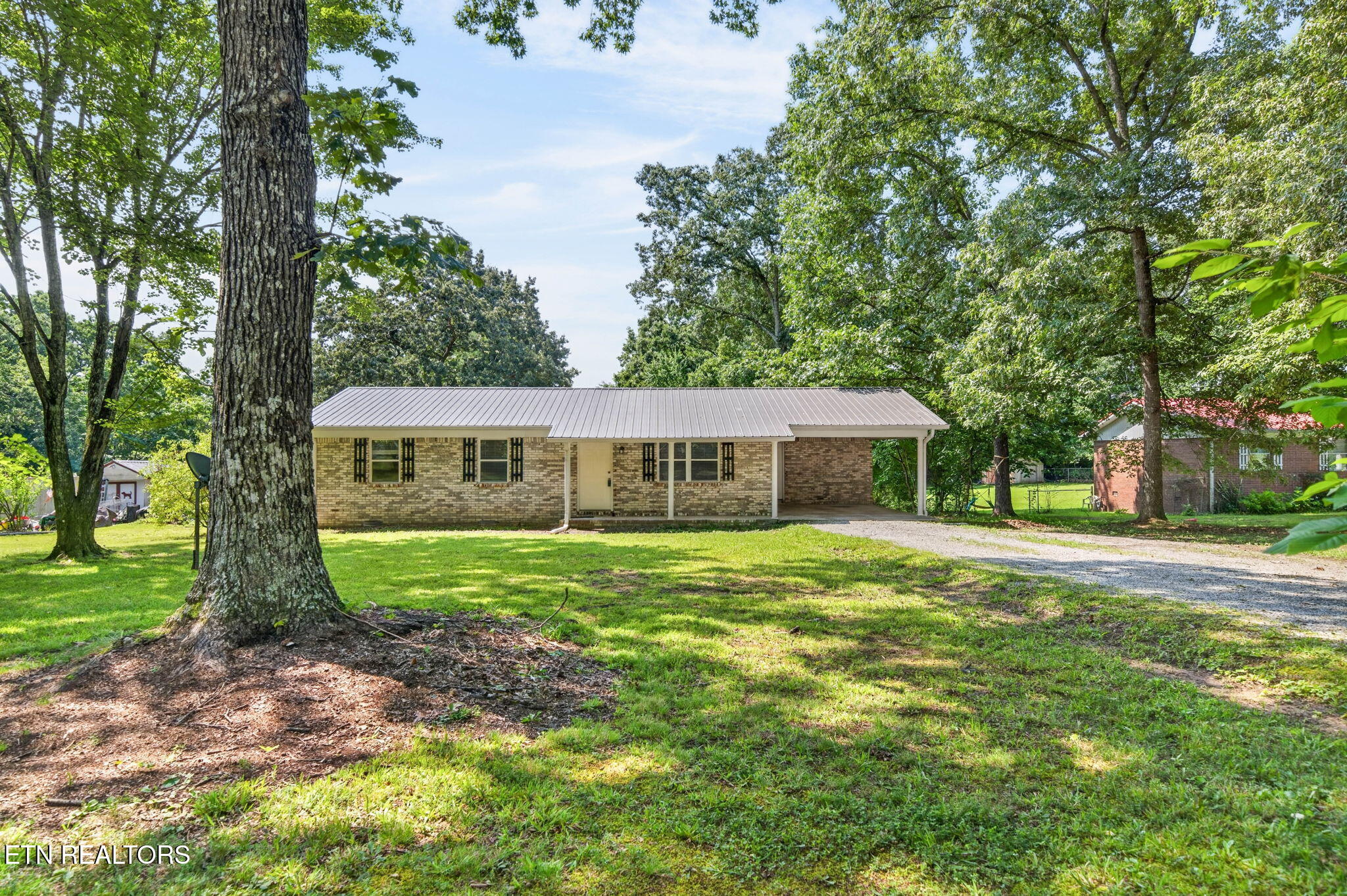 298 Deathridge Road Crossville TN 38555